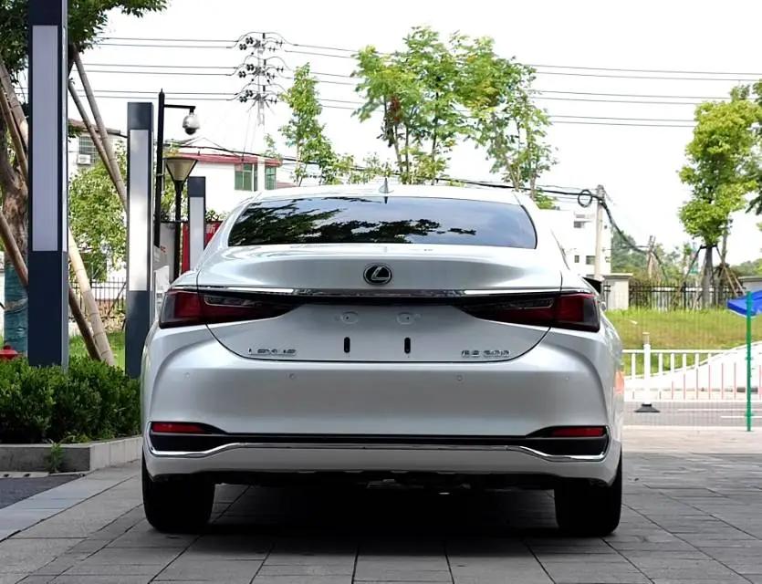 Lexus ES 2022 200 Excellence Edition 4