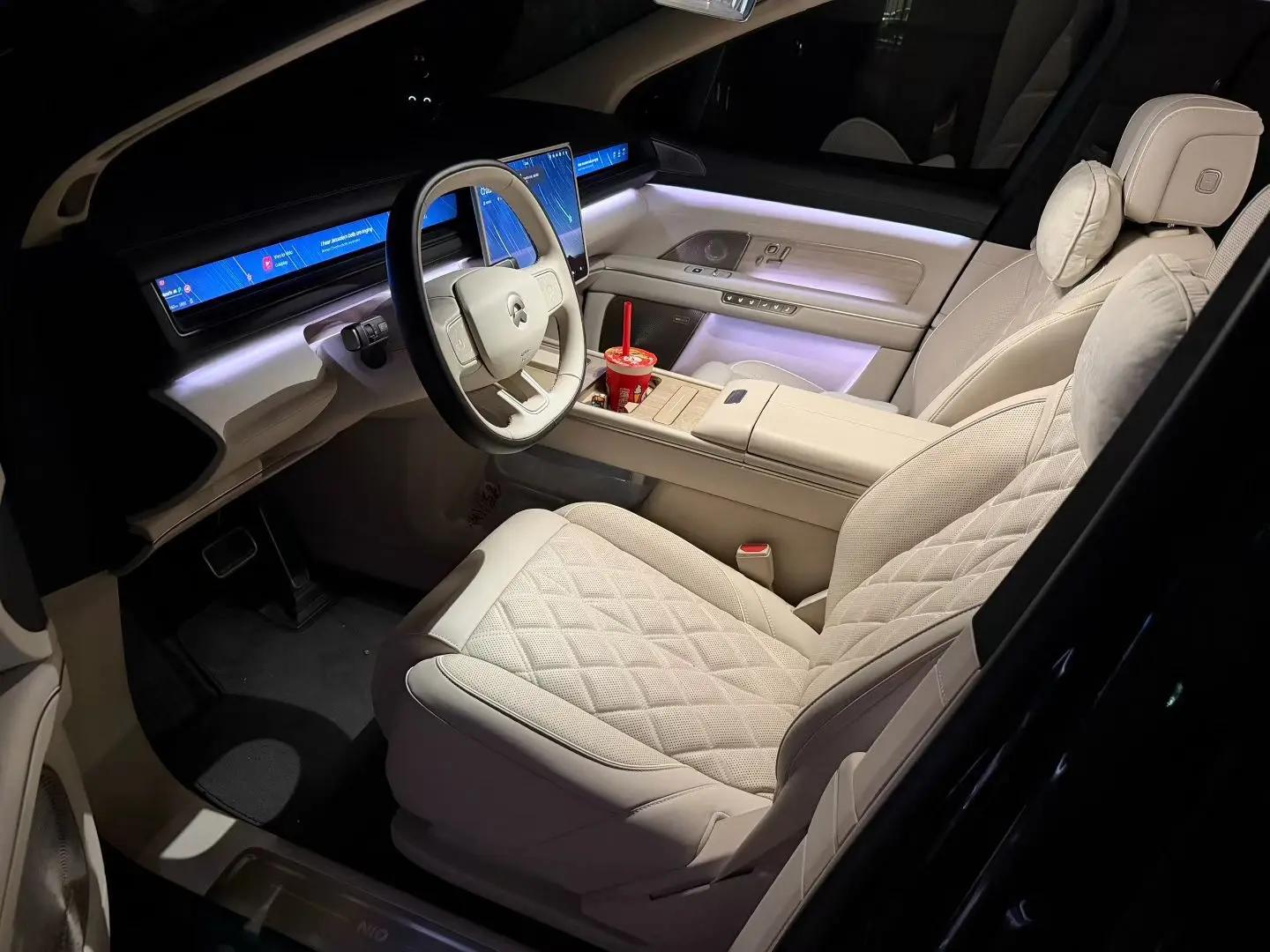 NIO 2026 ES8 6-Seater Executive Luxury Edition Automatic 5