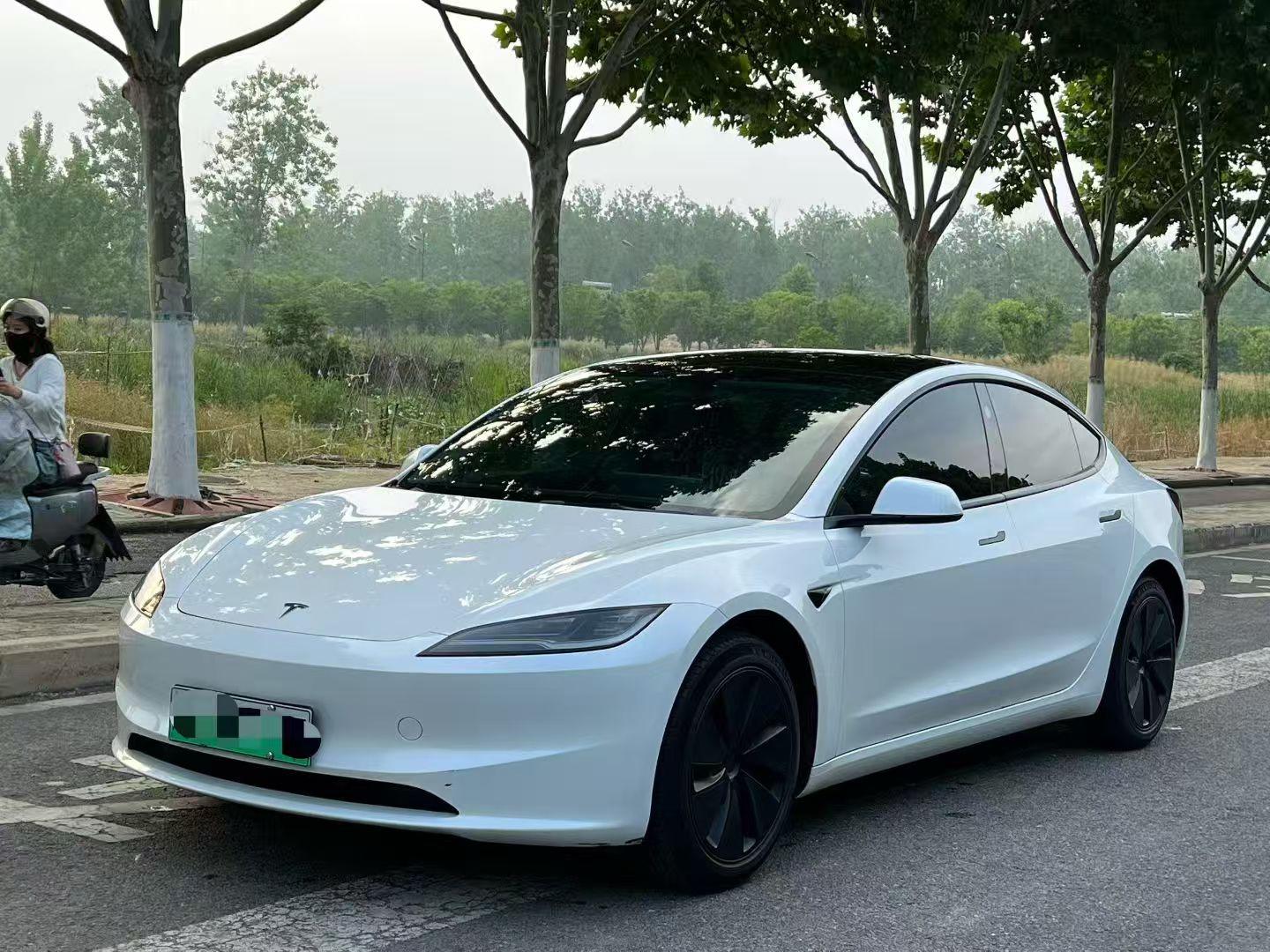 Model 3 2023 Rear-Wheel Drive Edition
