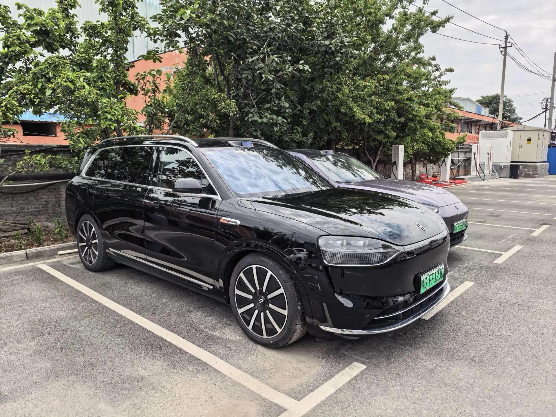 AITO 2025 Model AITO M9 Range-Extended Ultra Version 52kWh 5-Seater Automatic 3