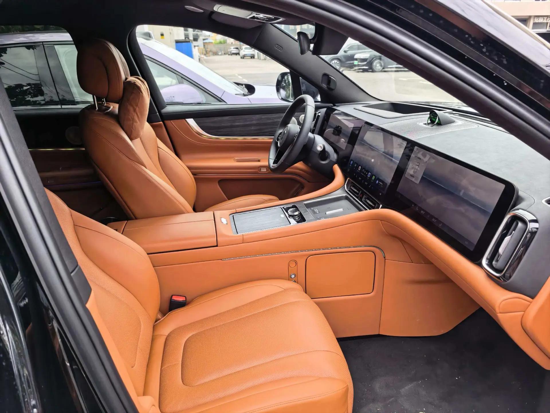 AITO 2025 Model AITO M9 Range-Extended Ultra Version 52kWh 5-Seater Automatic 4