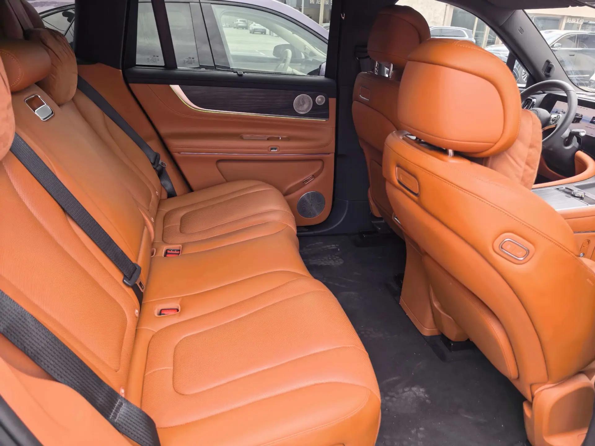 AITO 2025 Model AITO M9 Range-Extended Ultra Version 52kWh 5-Seater Automatic 5