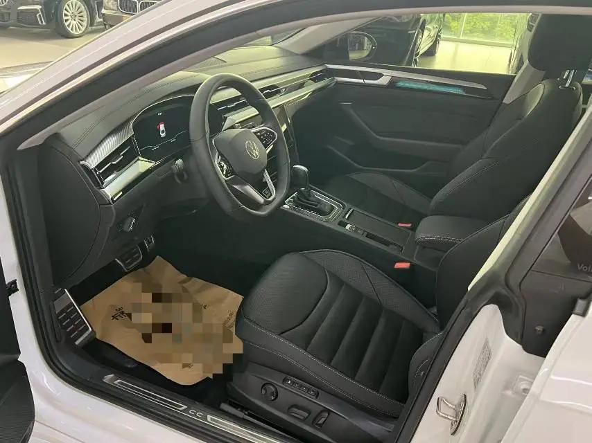 FAW-Volkswagen CC 2023 380TSI eye-catching edition 3