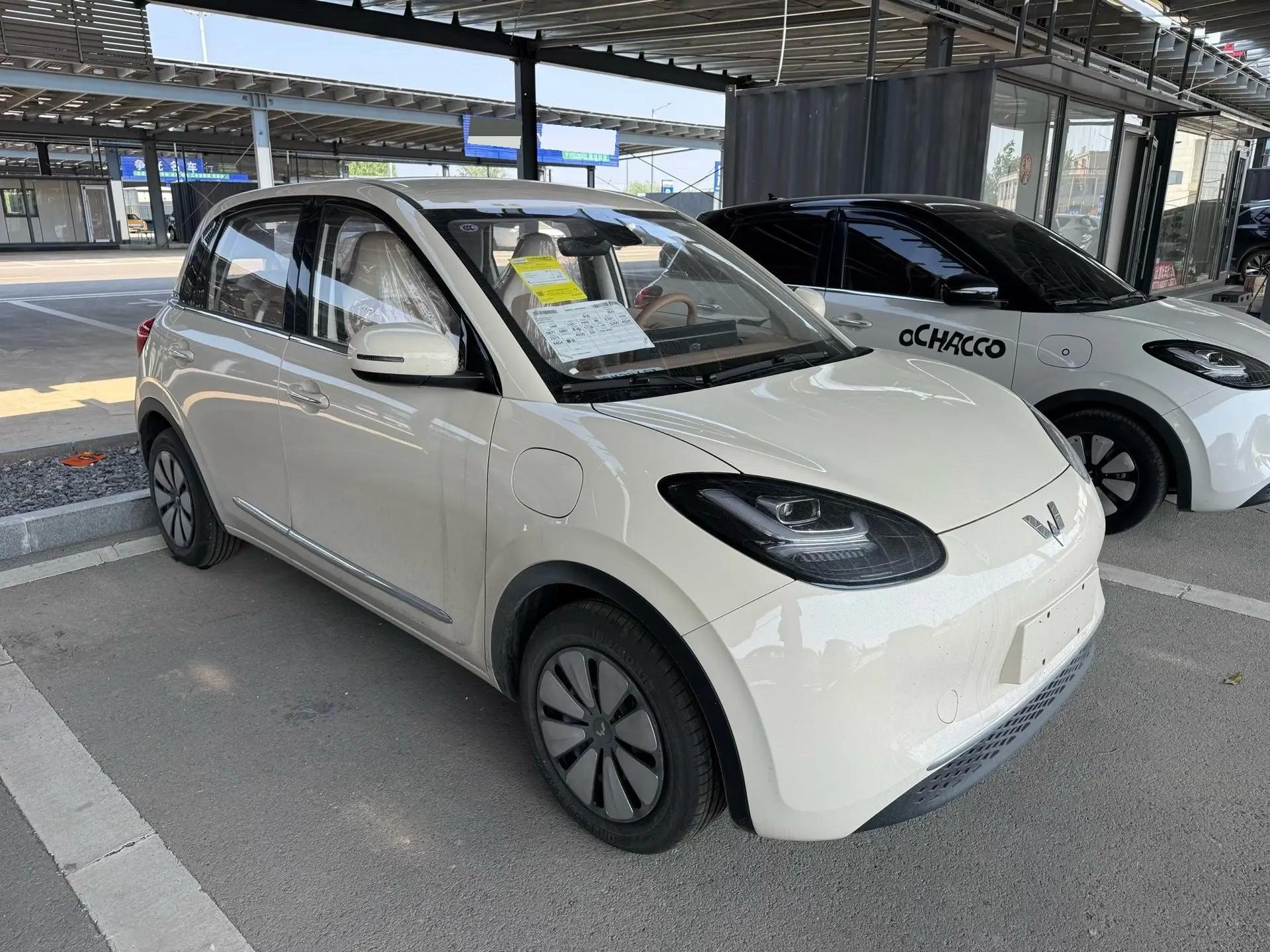 WuLing 2025 Plantronics 410km LingBox Exclusive Automatic Transmission 2