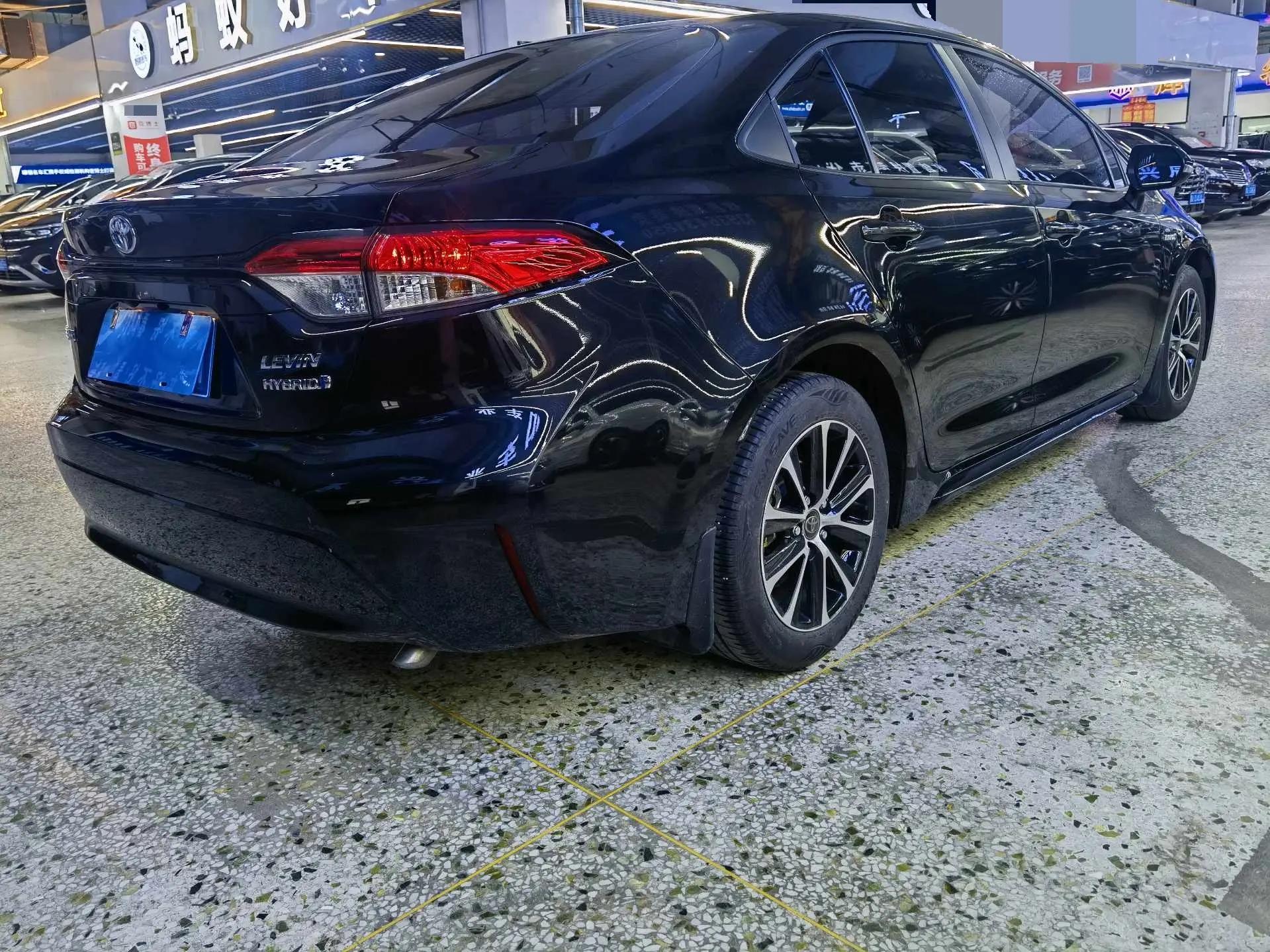 Toyota 2023 Levin Dual Engine 1.8 CVT Intelligent Electric Hybrid Luxury Automatic 4