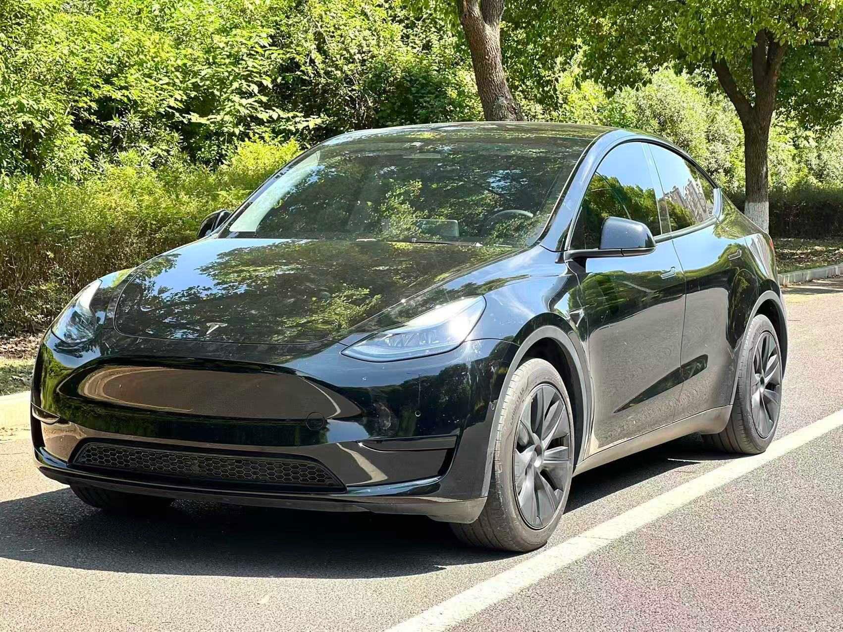 Model Y 2023 rear-wheel drive version