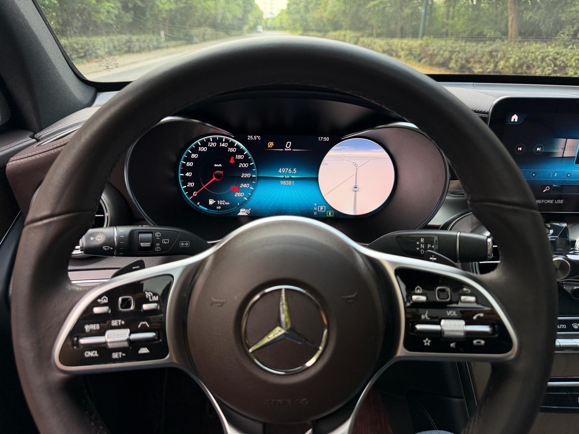 Mercedes Benz GLC 2022 GLC 260 L 4MATIC Luxury 14