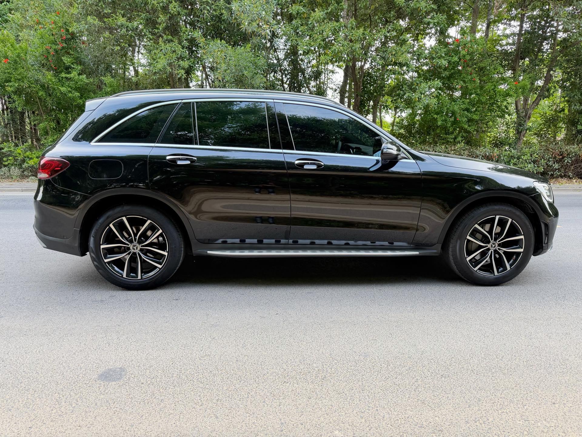 Mercedes Benz GLC 2022 GLC 260 L 4MATIC Luxury 8