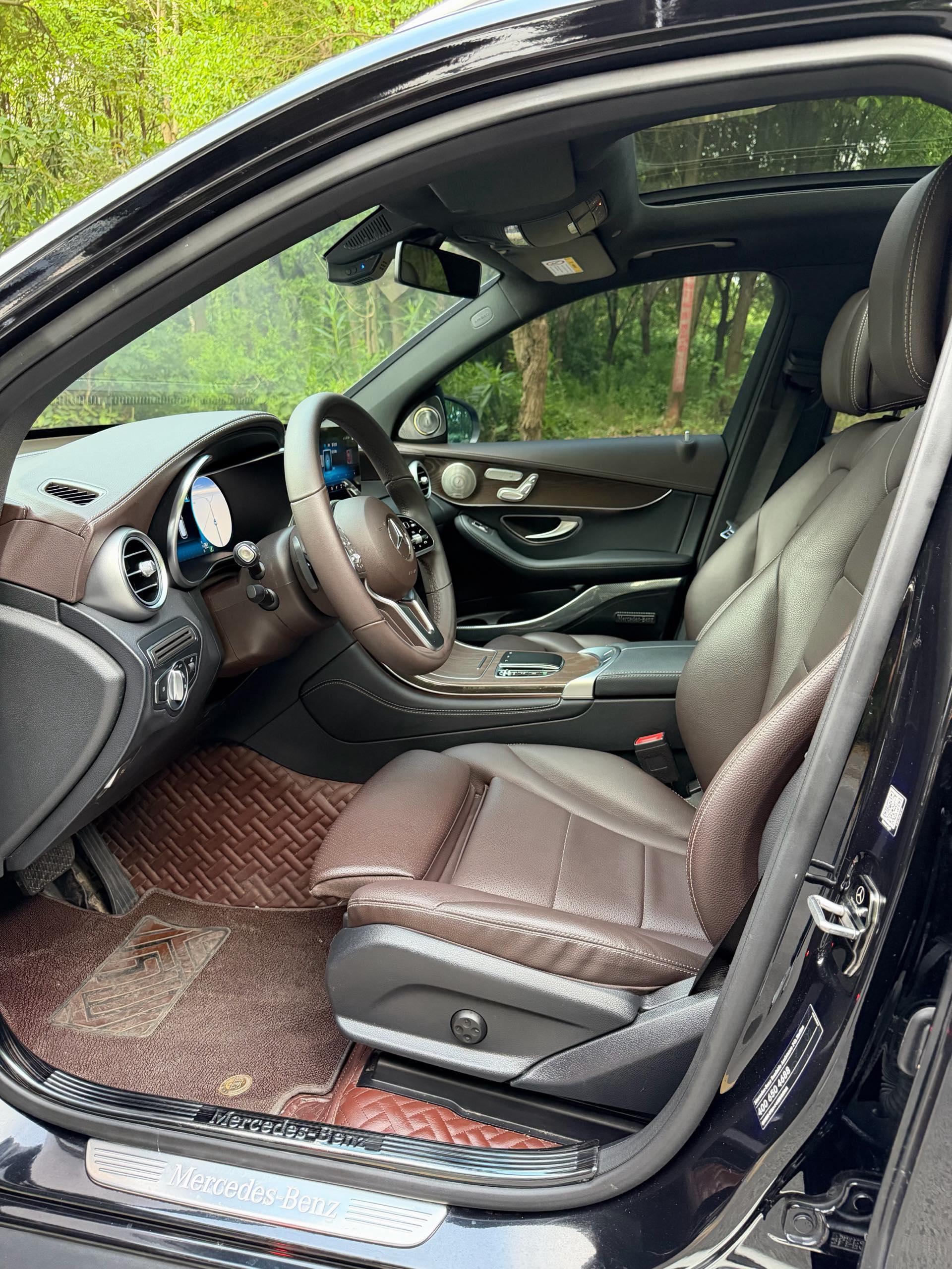 Mercedes Benz GLC 2022 GLC 260 L 4MATIC Luxury 9