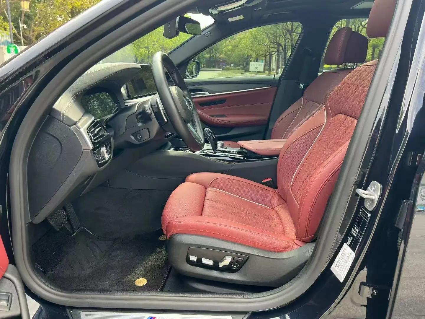 BMW 5 Series 2022 Modified 530Li Exclusive M Sports Suit 2