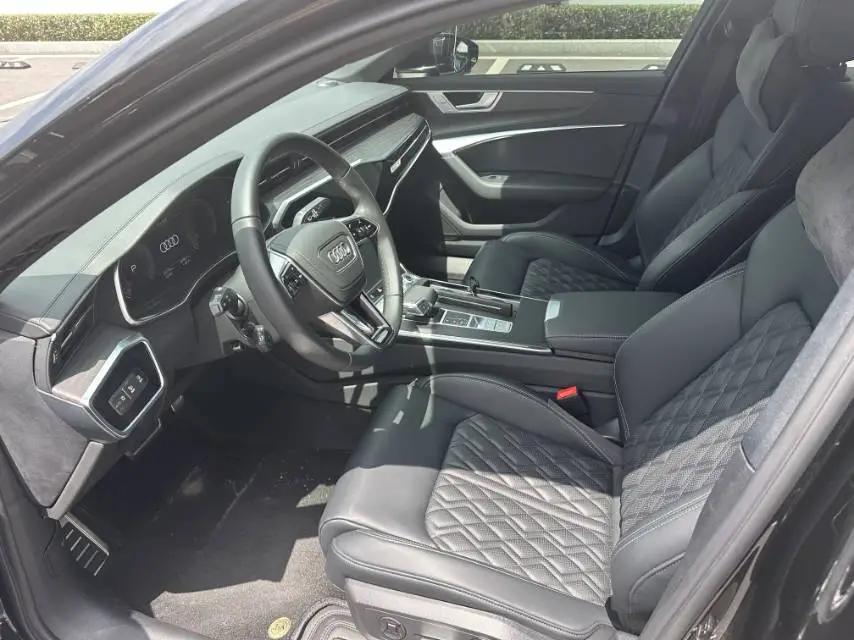 Audi 2025 A6L 2.0TFSI 45TFSI Quattro Prestige Dynamic Edition (facelift) Automatic 5