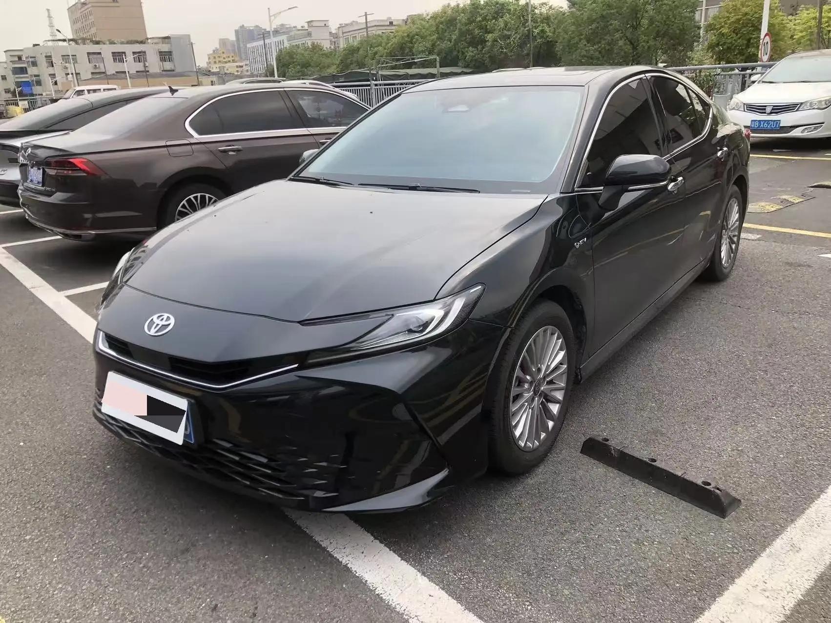 Toyota 2024 Camry Dual Engine 2.0HGVP Stepless Deluxe Automatic Gear