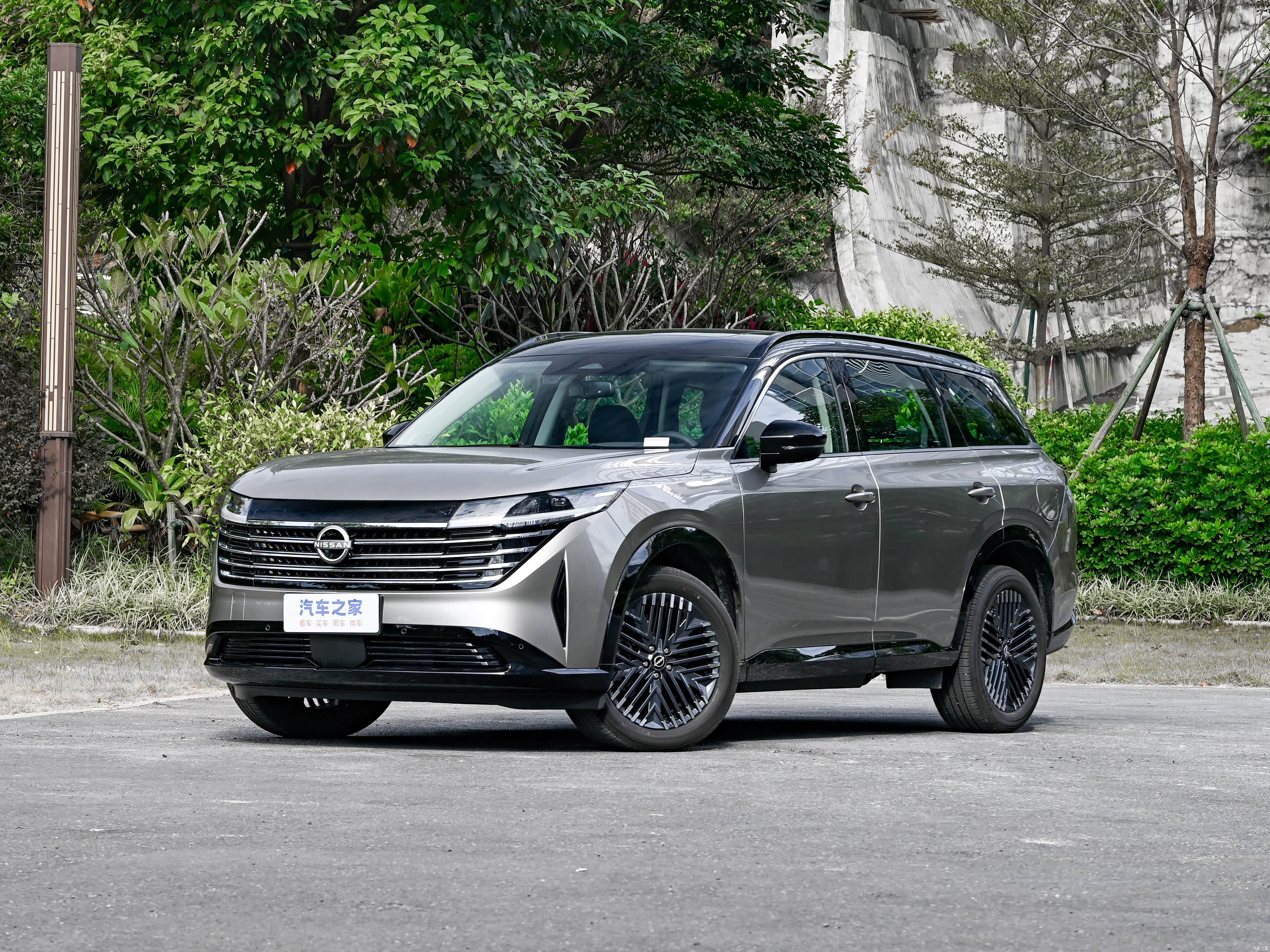 Explorer Land 2024, 380 VC-TURBO All-Wheel Drive Prestige Edition, 6-Seater