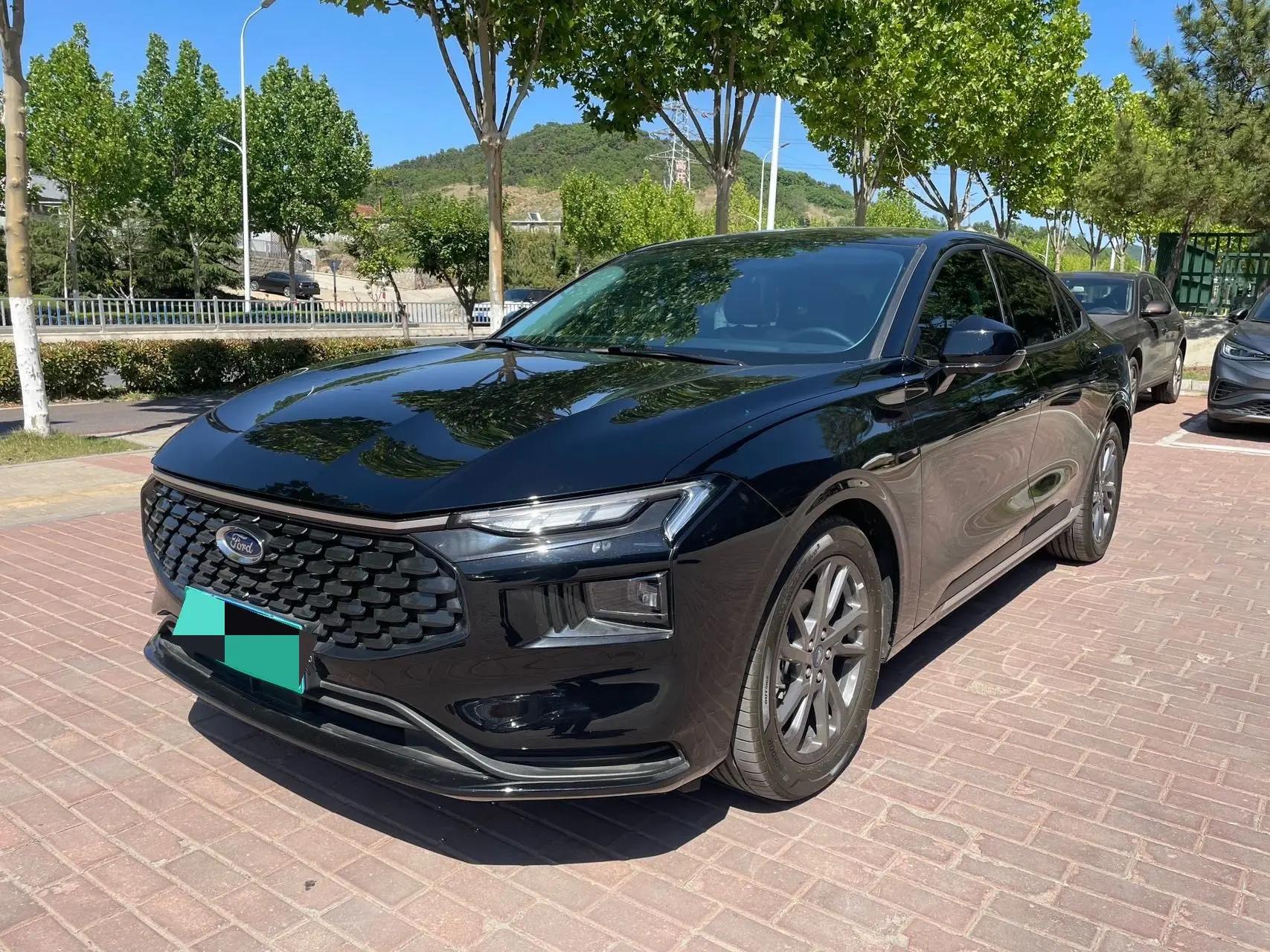 Ford 2025 Mondeo 2.0T EcoBoost Luxury Automatic