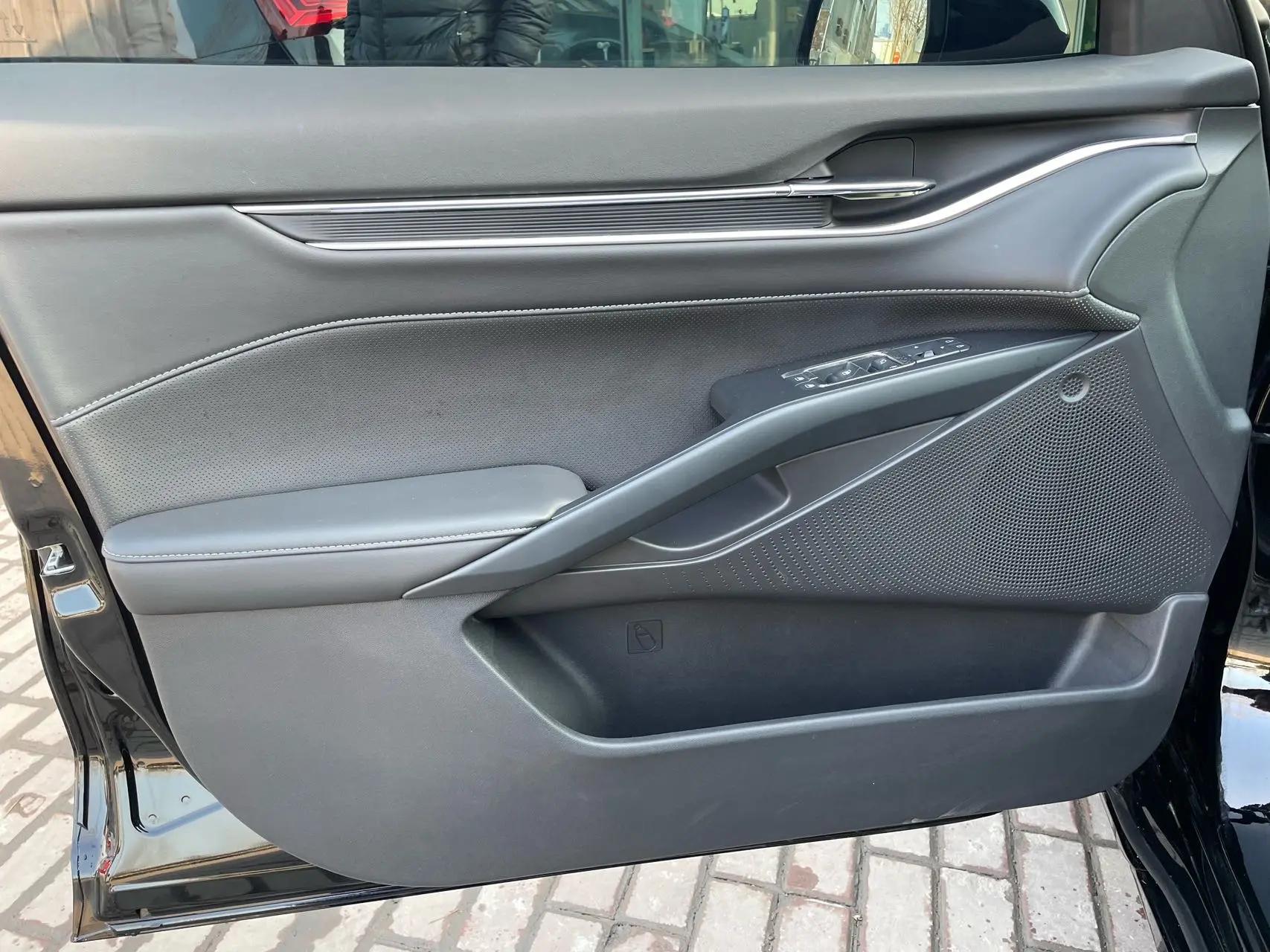 Ford 2025 Mondeo 2.0T EcoBoost Luxury Automatic 14