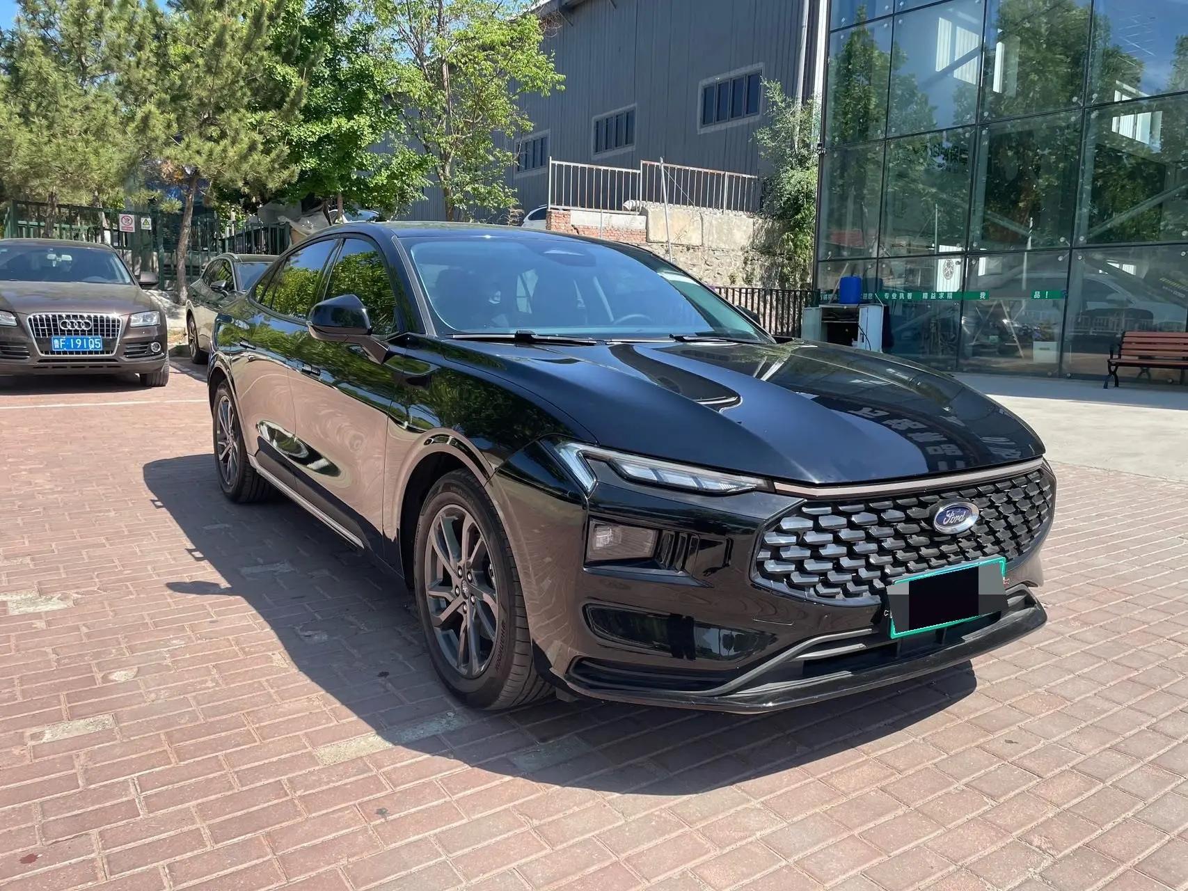 Ford 2025 Mondeo 2.0T EcoBoost Luxury Automatic 3