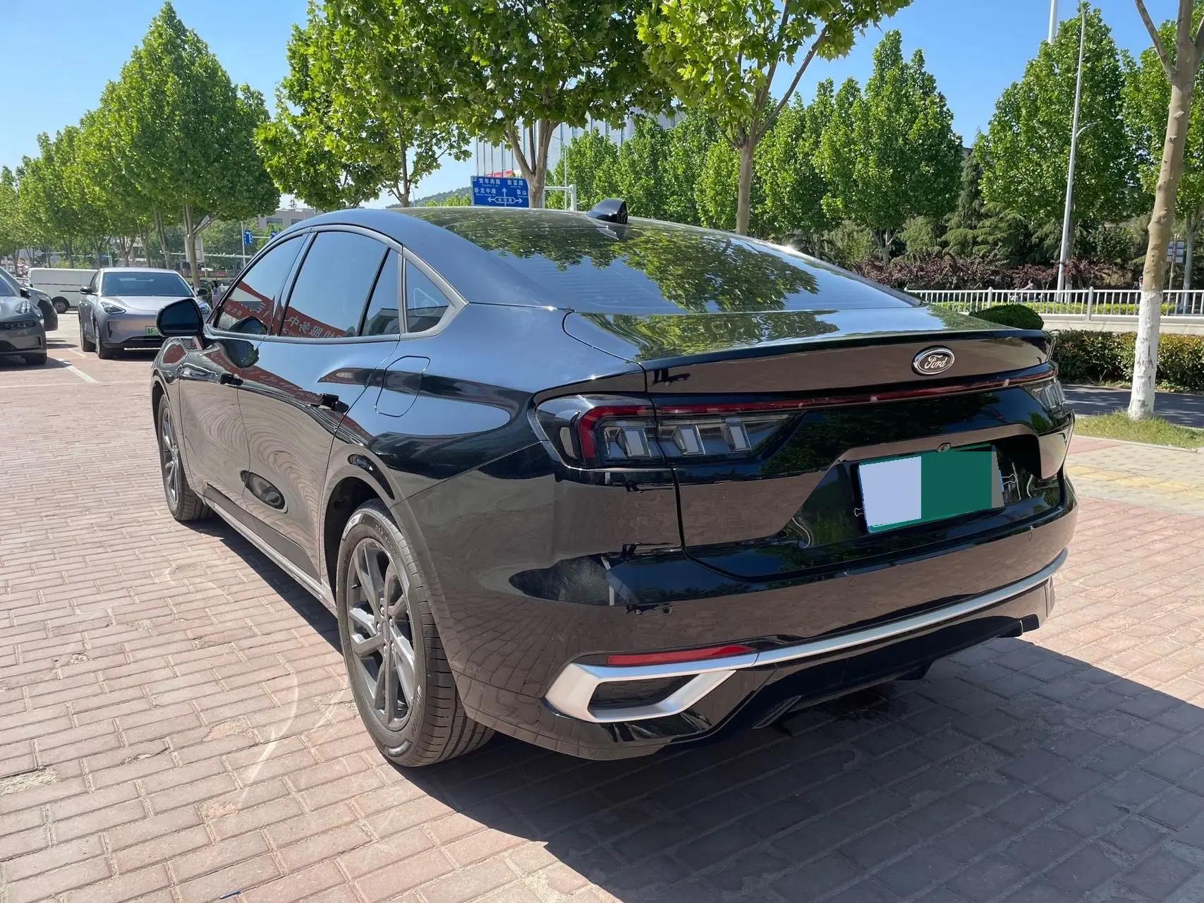 Ford 2025 Mondeo 2.0T EcoBoost Luxury Automatic 6