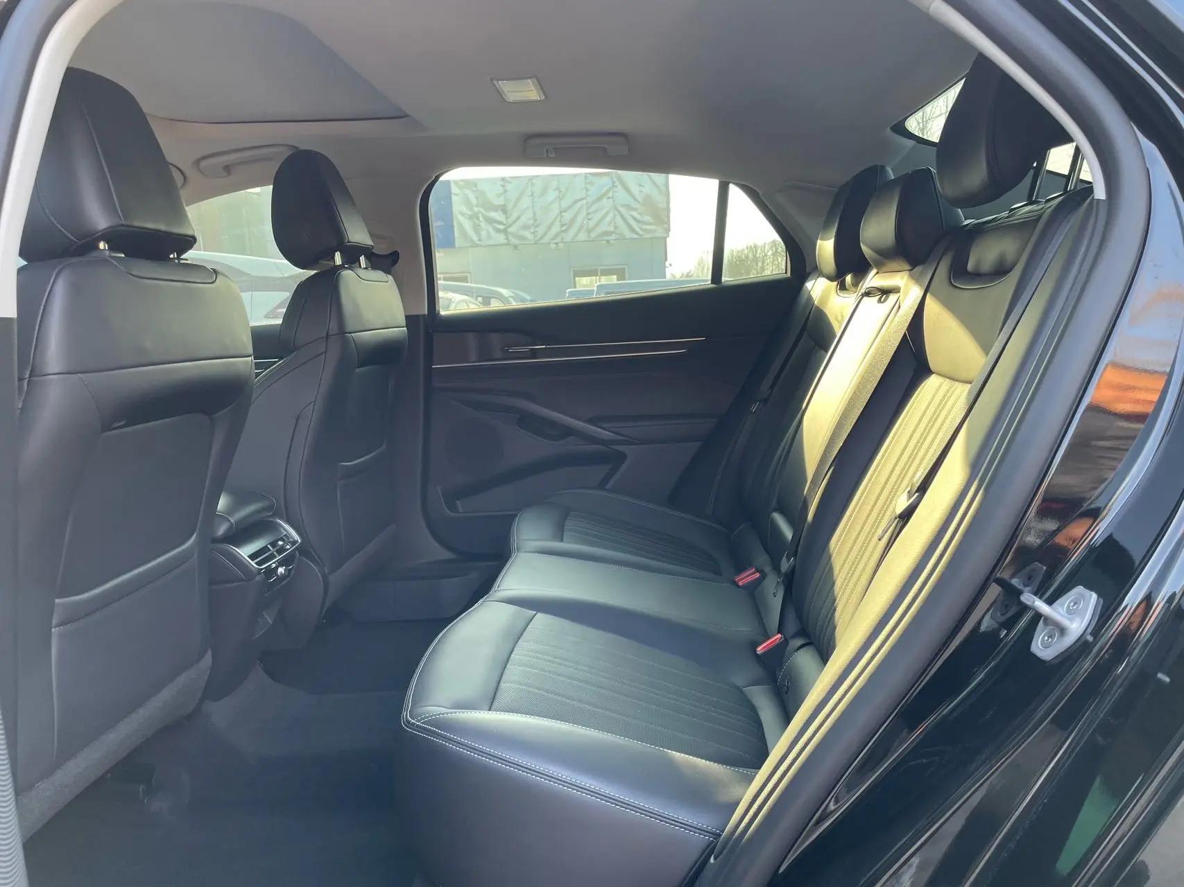 Ford 2025 Mondeo 2.0T EcoBoost Luxury Automatic 8