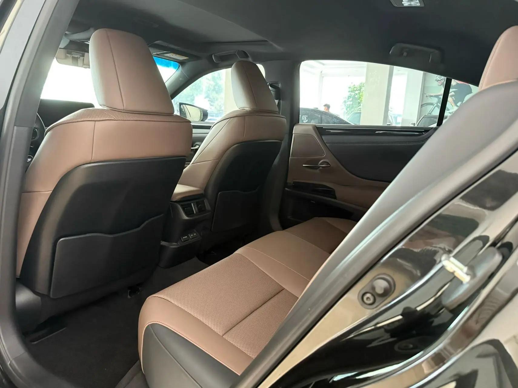 Lexus ES 2023 200 Excellence Edition 5