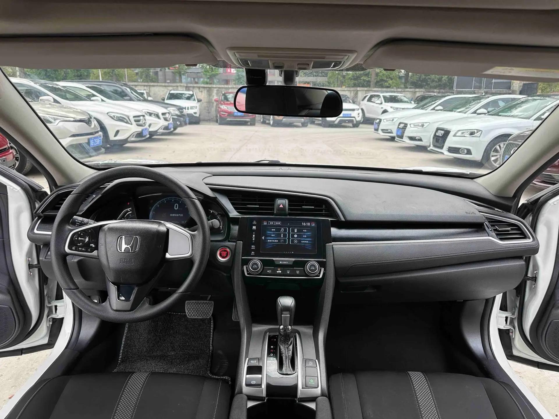 Civic 2019 180TURBO CVT Still Qing Edition National V 8