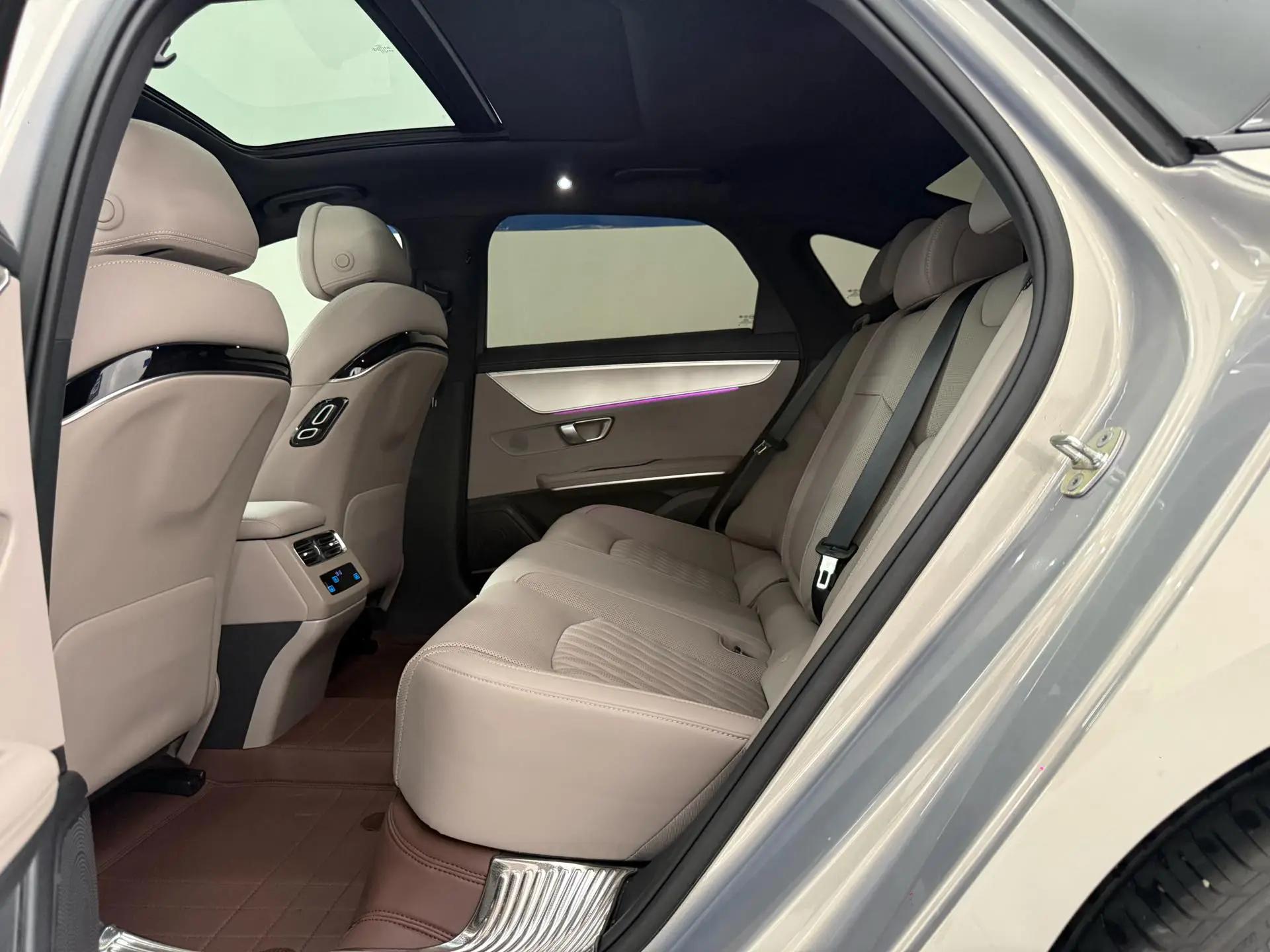 BYD 2025 Han DM-i 1.5T stepless smart driving version 245KM noble automatic gear 8