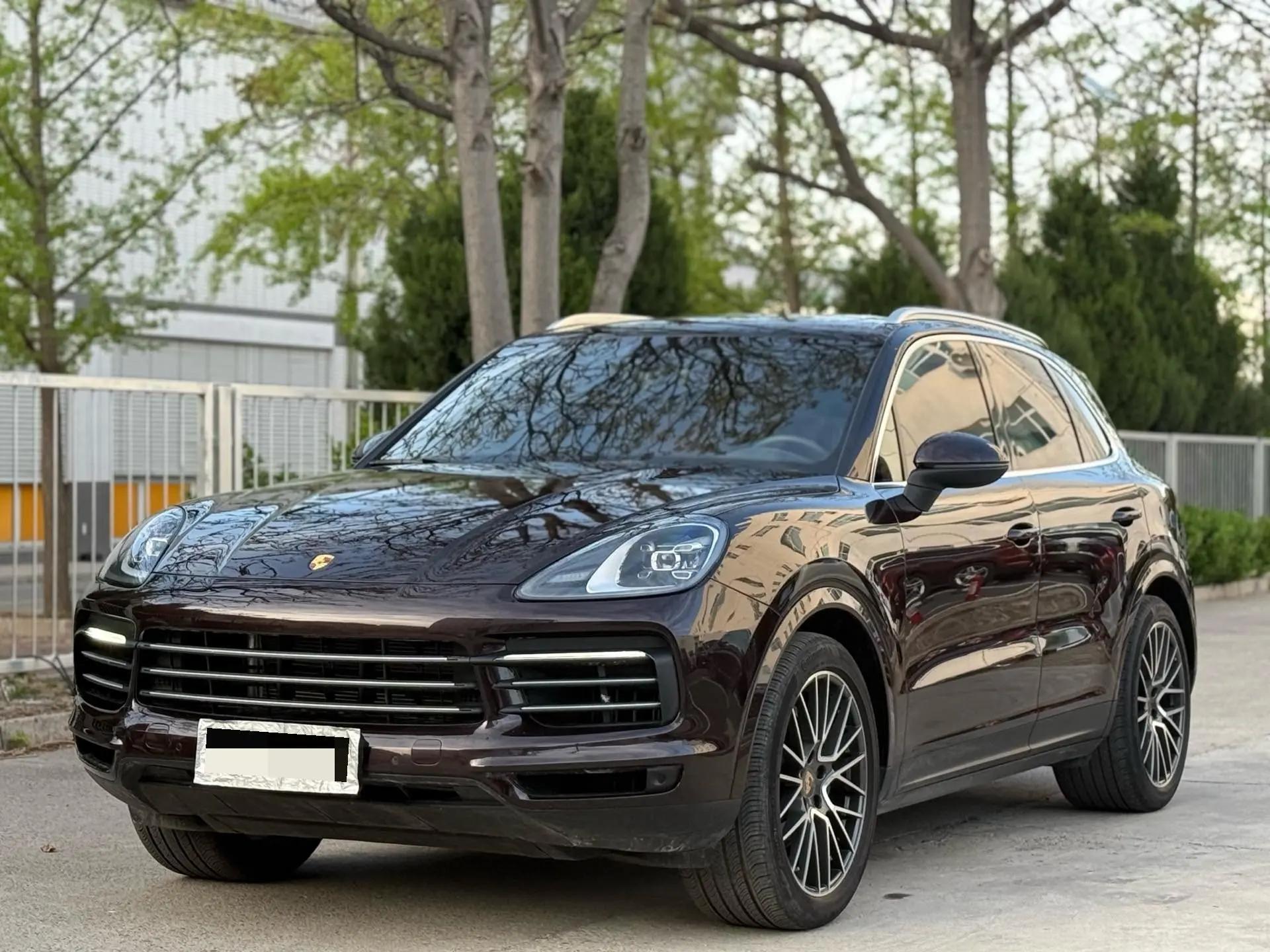 2022 Cayenne Coupé 3.0T Platinum Edition
