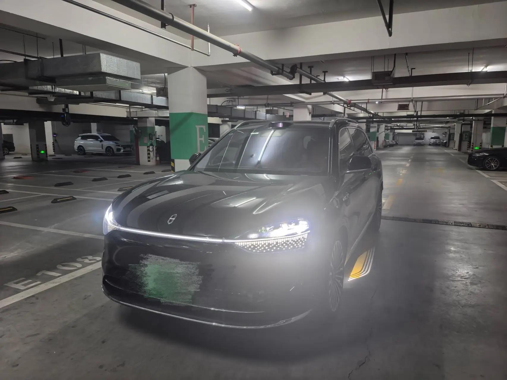 AITO 2025 Model AITO M9 Range-Extended Ultra Version 52kWh 6-Seater Automatic