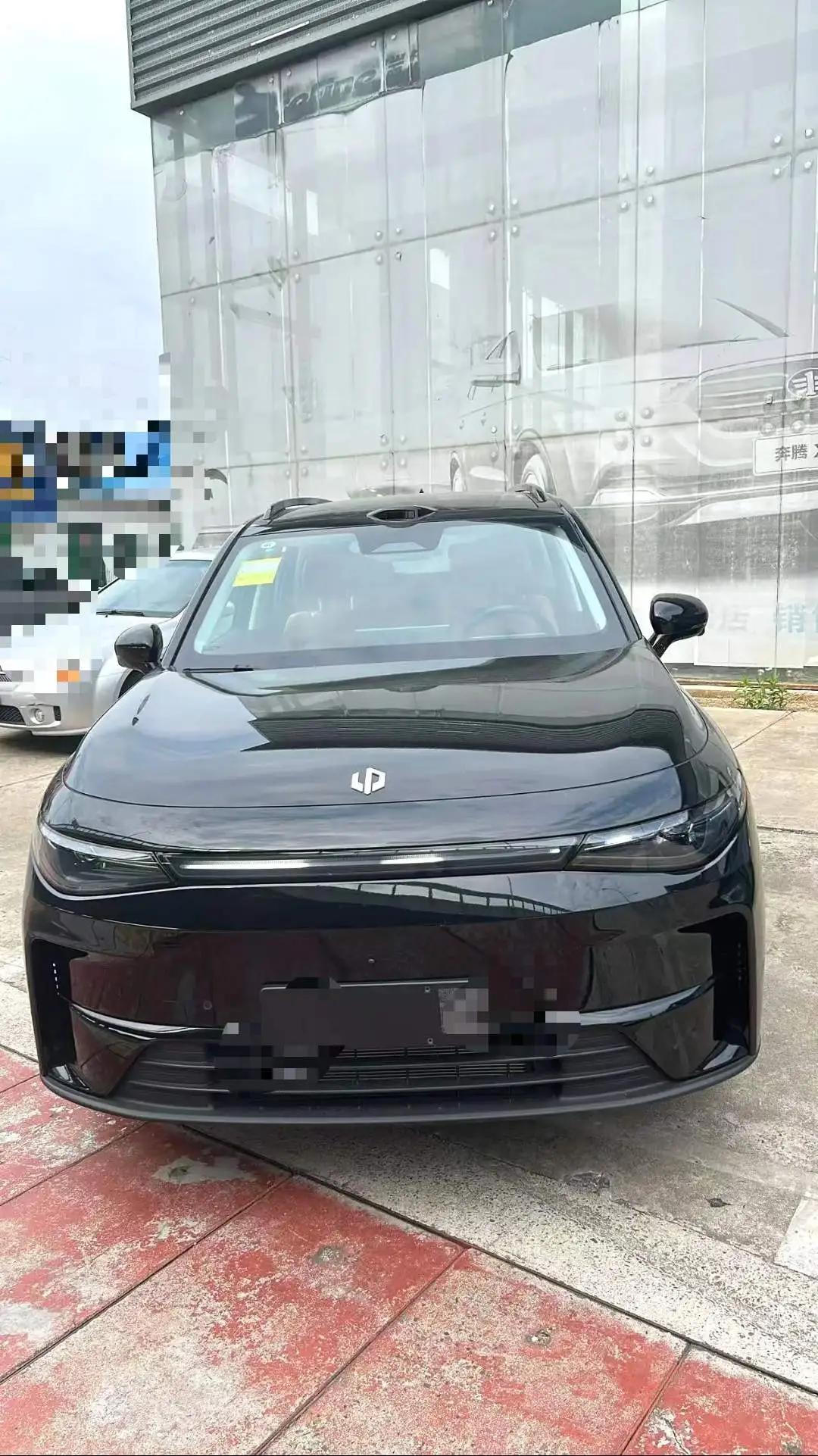 零跑 2026款 C16 630激光雷达版6座 自动挡 5