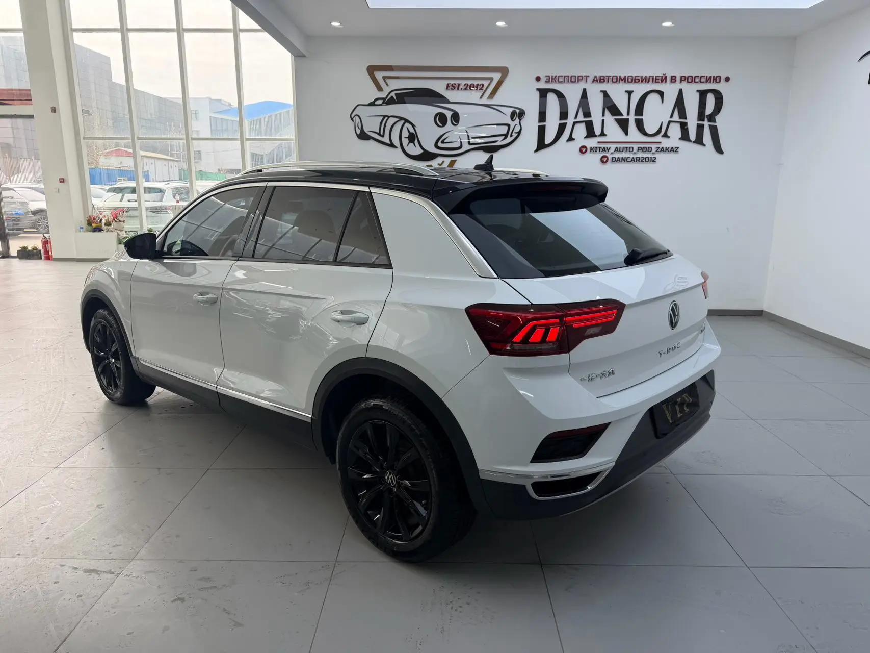 T-ROC Tange 2022 280TSI DSG Two-Drive Elite PLUS 6