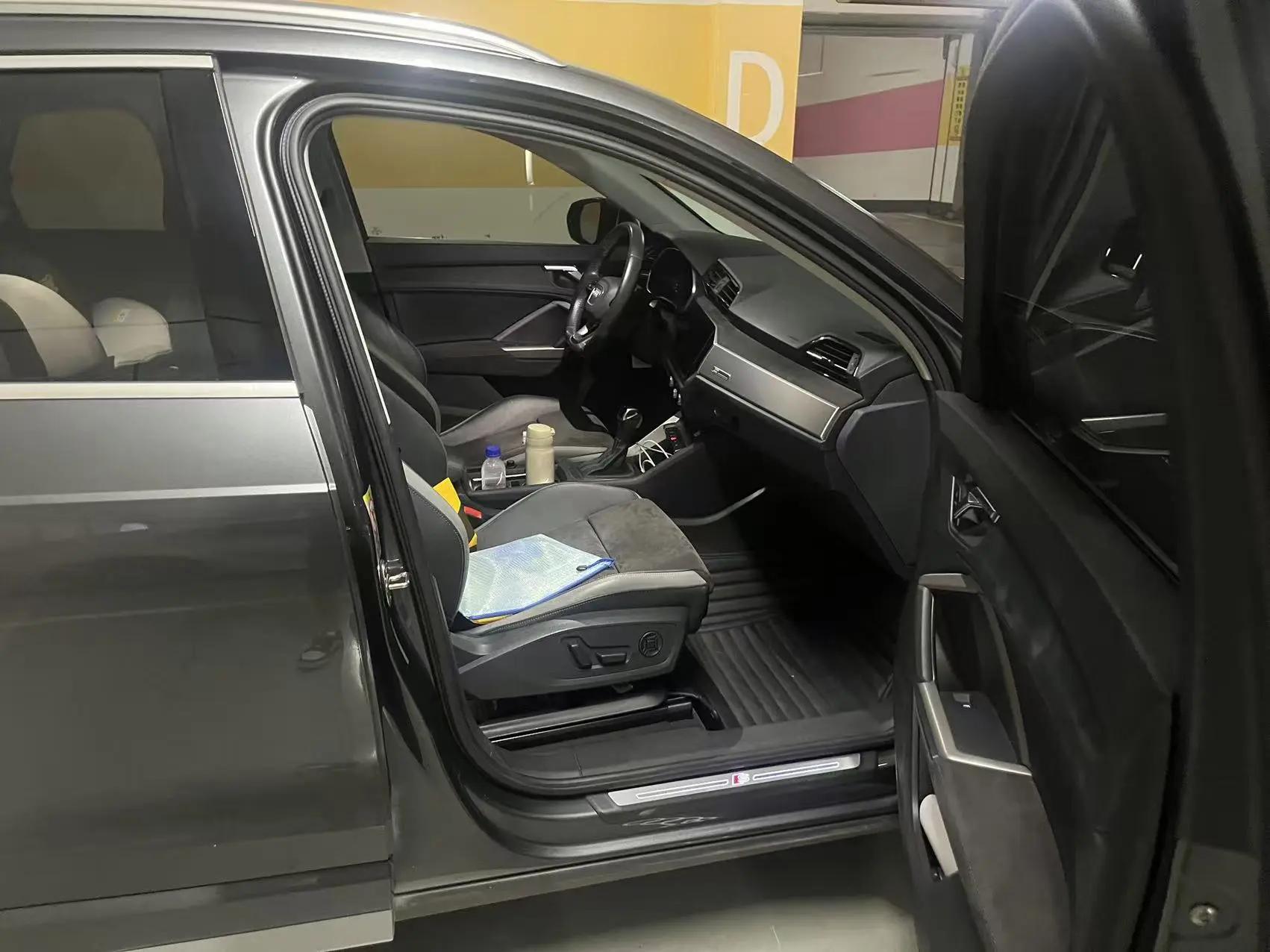 Audi Q3 2022 35 TFSI Fashion Dynamic 3