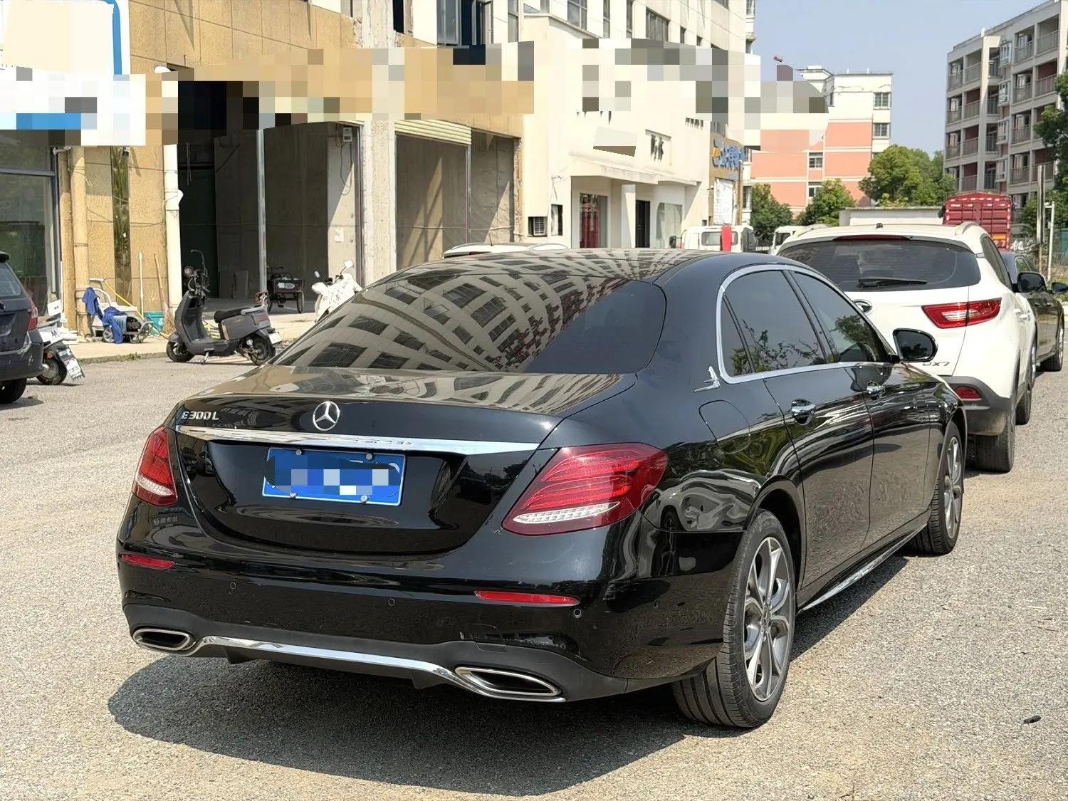 Mercedes Benz E-Class 2020 E 300 L Sports Fashion 3
