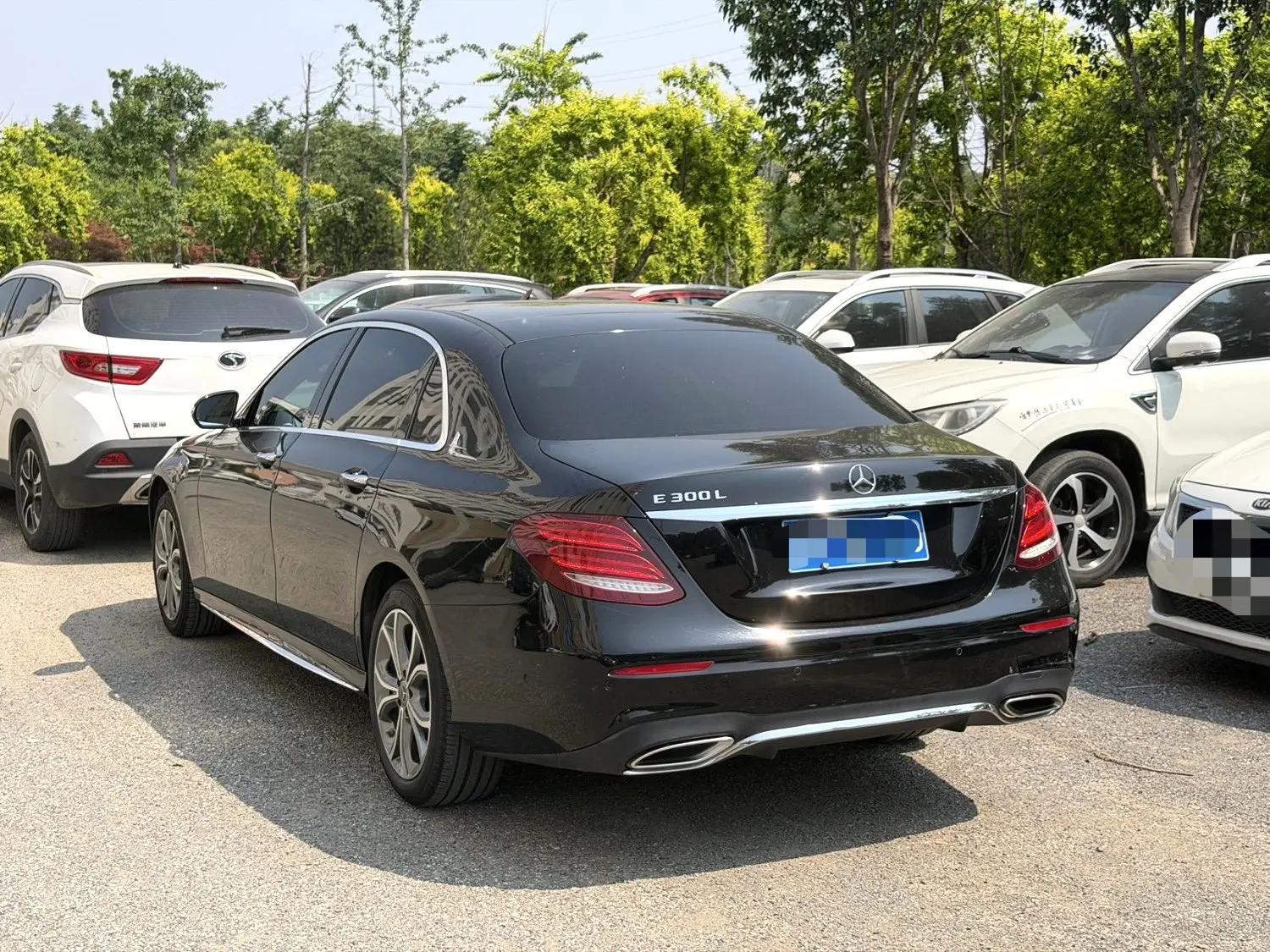 Mercedes Benz E-Class 2020 E 300 L Sports Fashion 4