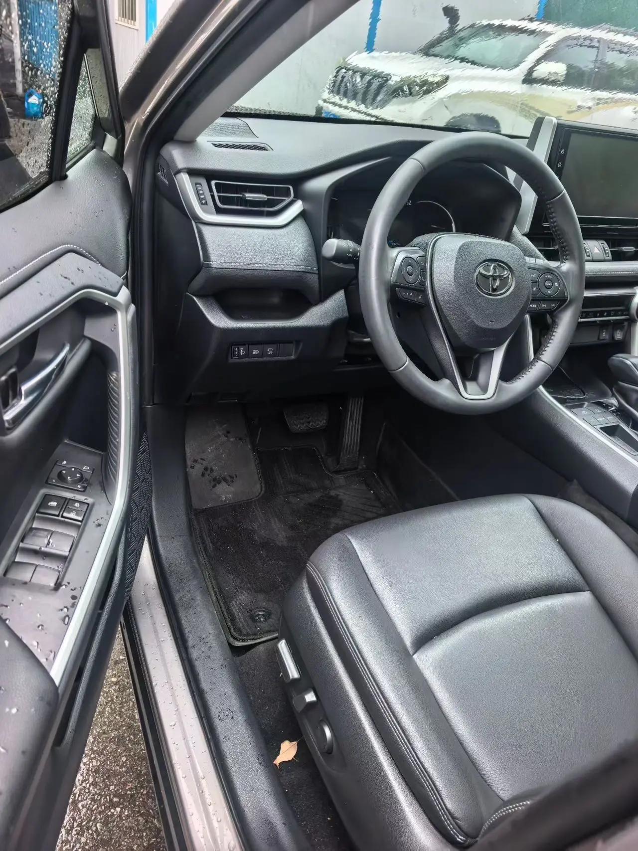 RAV4 Rongfeng 2020 2.0L CVT Two-Drive Fashion PLUS Edition 4