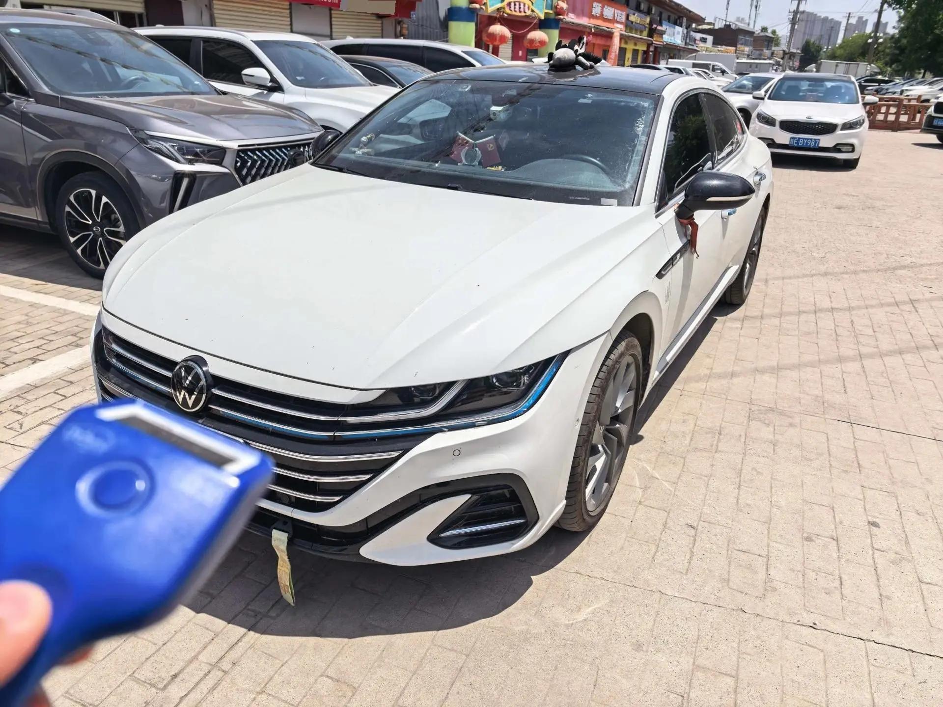 Volkswagen 2024 CC 2.0TSI 380TSI eye-catching automatic transmission