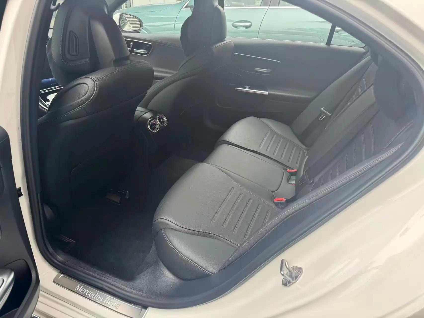 Mercedes Benz Class C 2023 C 260 L Sports Edition 4
