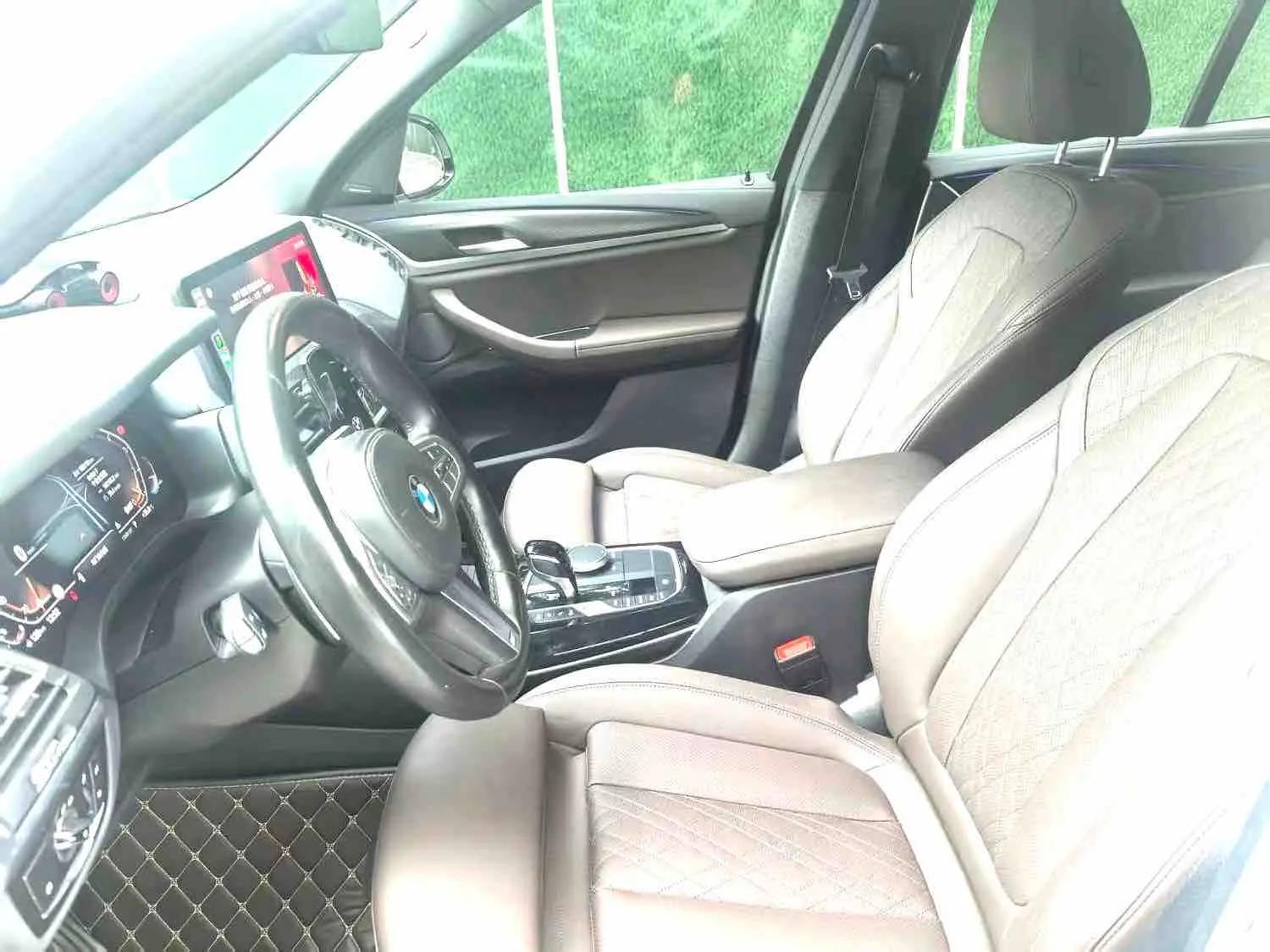 BMW X3 2022 xDrive30i exclusive M obsidian night suit 3