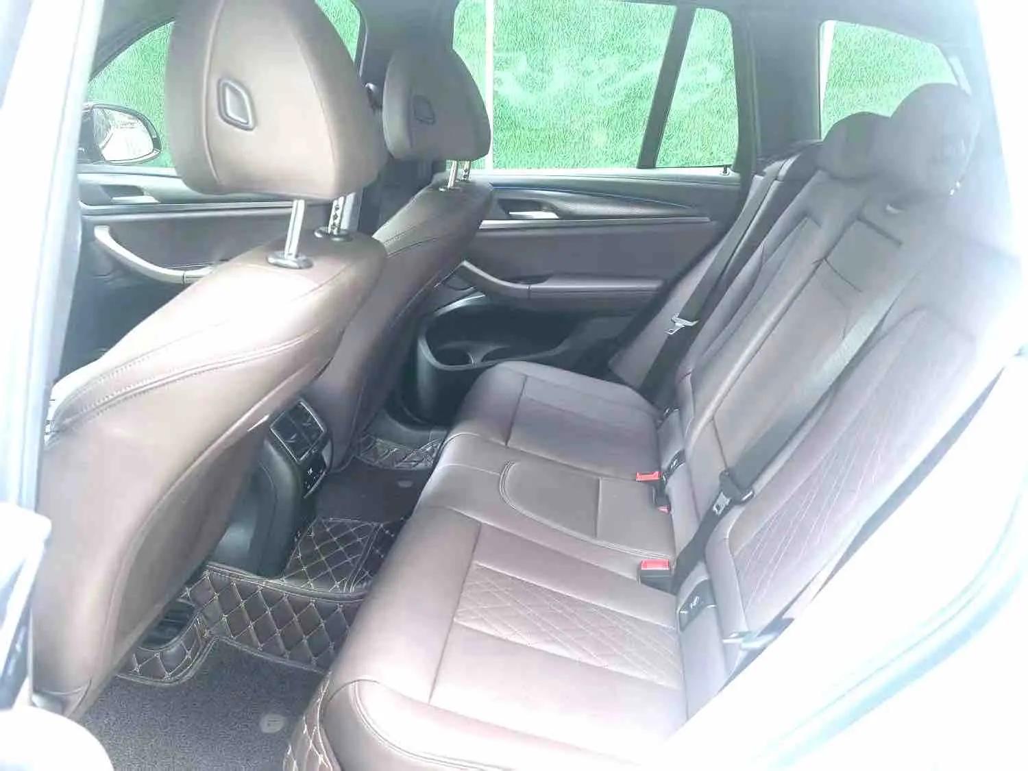 BMW X3 2022 xDrive30i exclusive M obsidian night suit 4