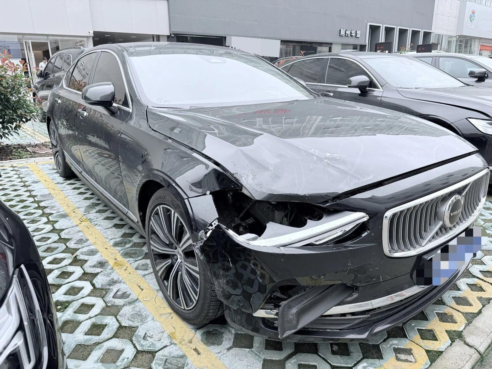 Volvo S90 2022 B5 Zhiyuan Deluxe Edition 3