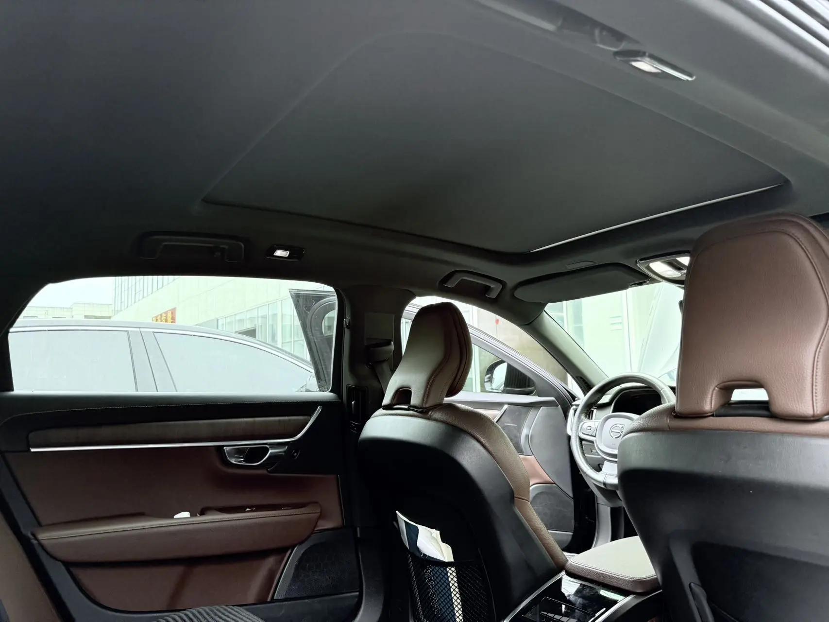 Volvo S90 2022 B5 Zhiyuan Deluxe Edition 4