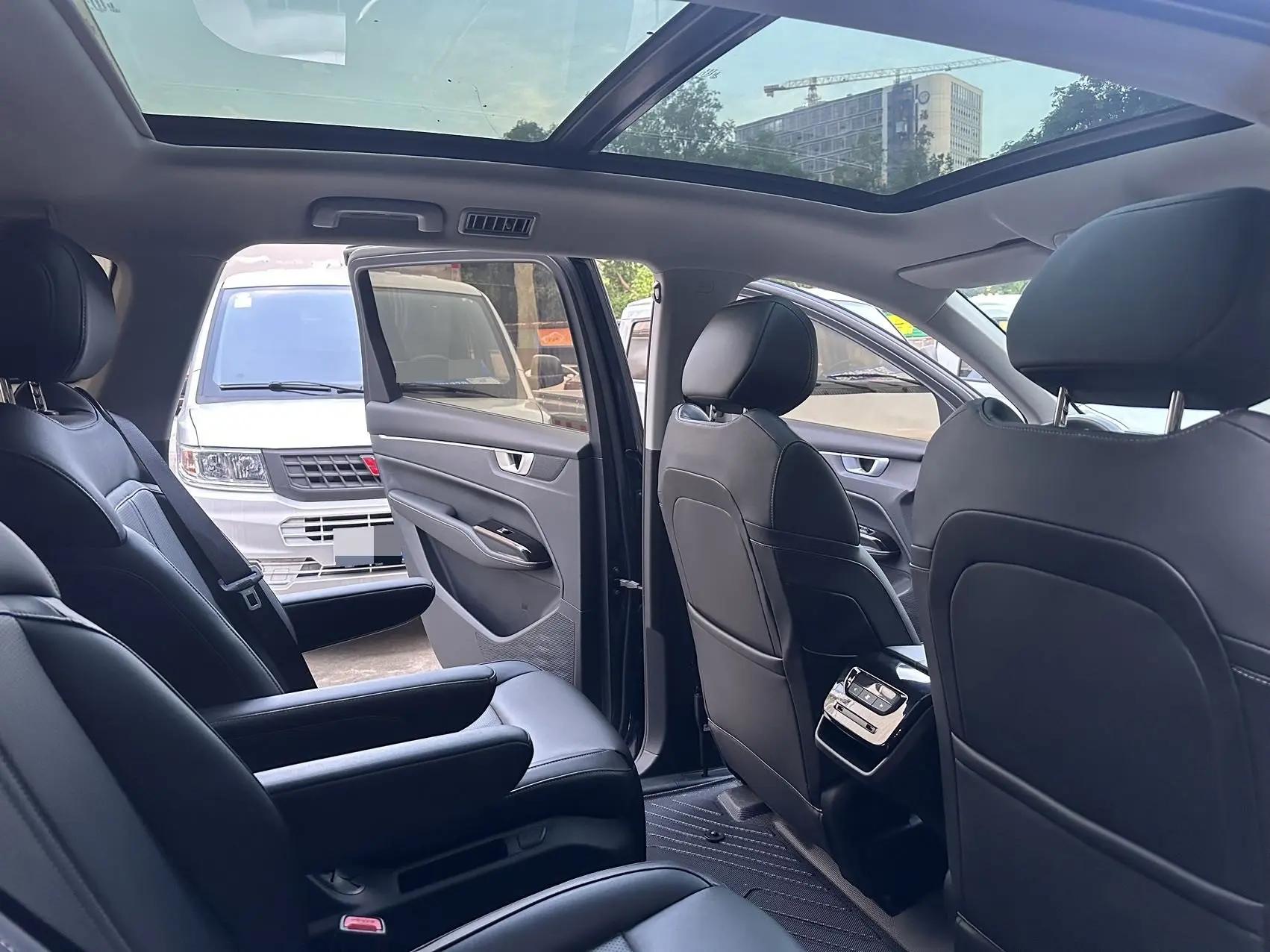 WuLing Capgemini 2022 1.5T CVT Honorable Model 13