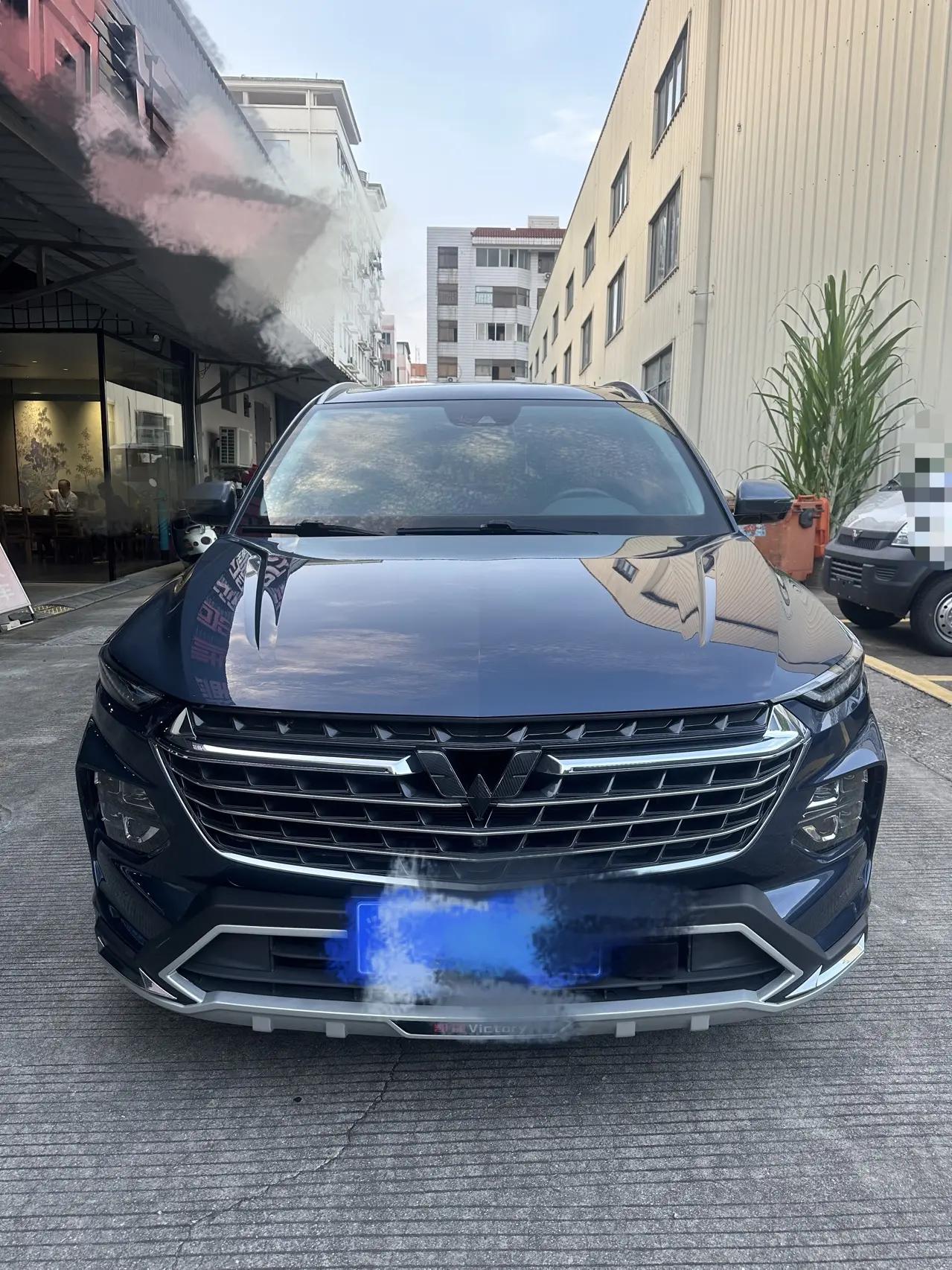 WuLing Capgemini 2022 1.5T CVT Honorable Model 3