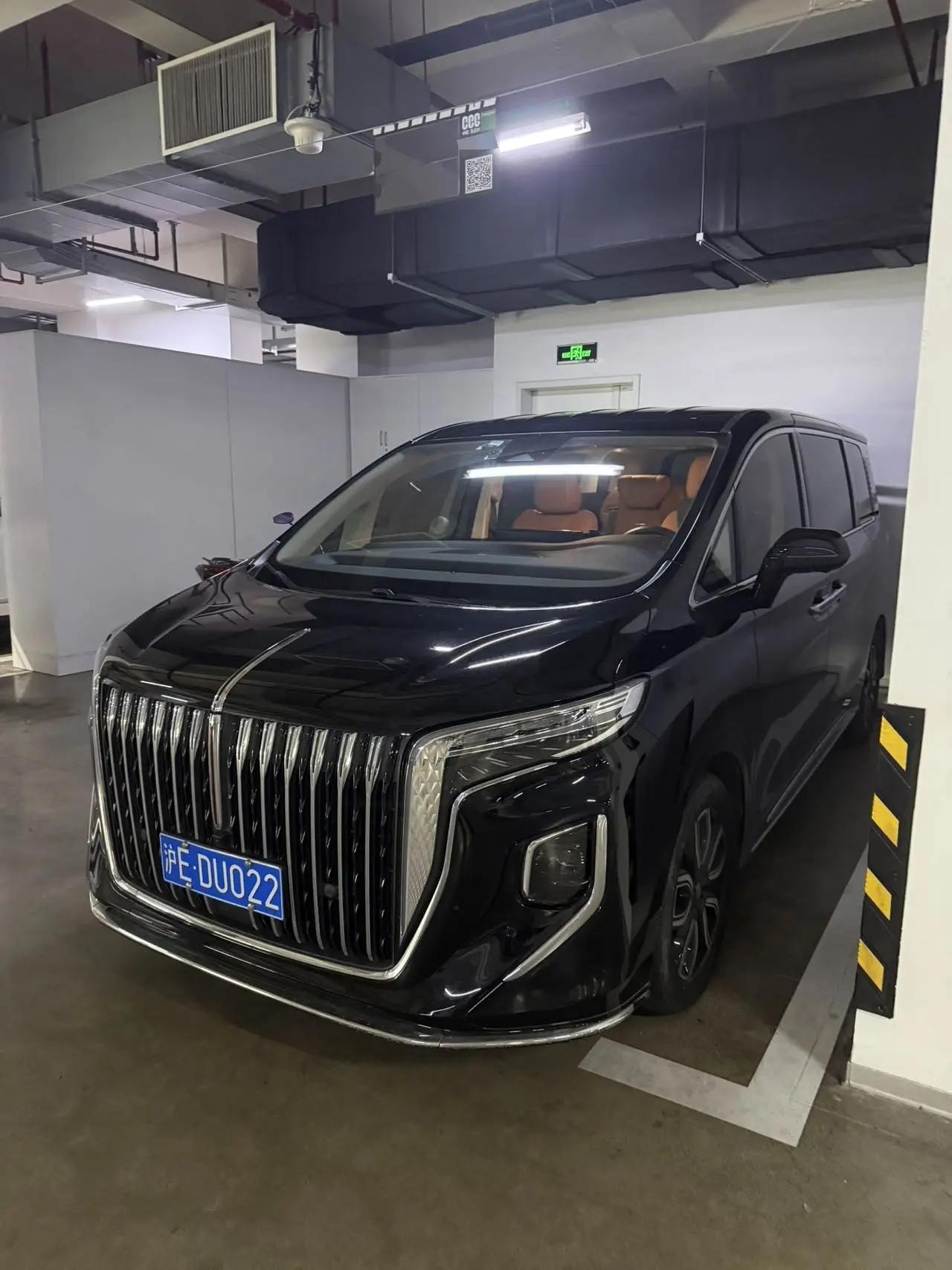 HongQi HQ9 2023 2.0T Zhilian Qichang Edition