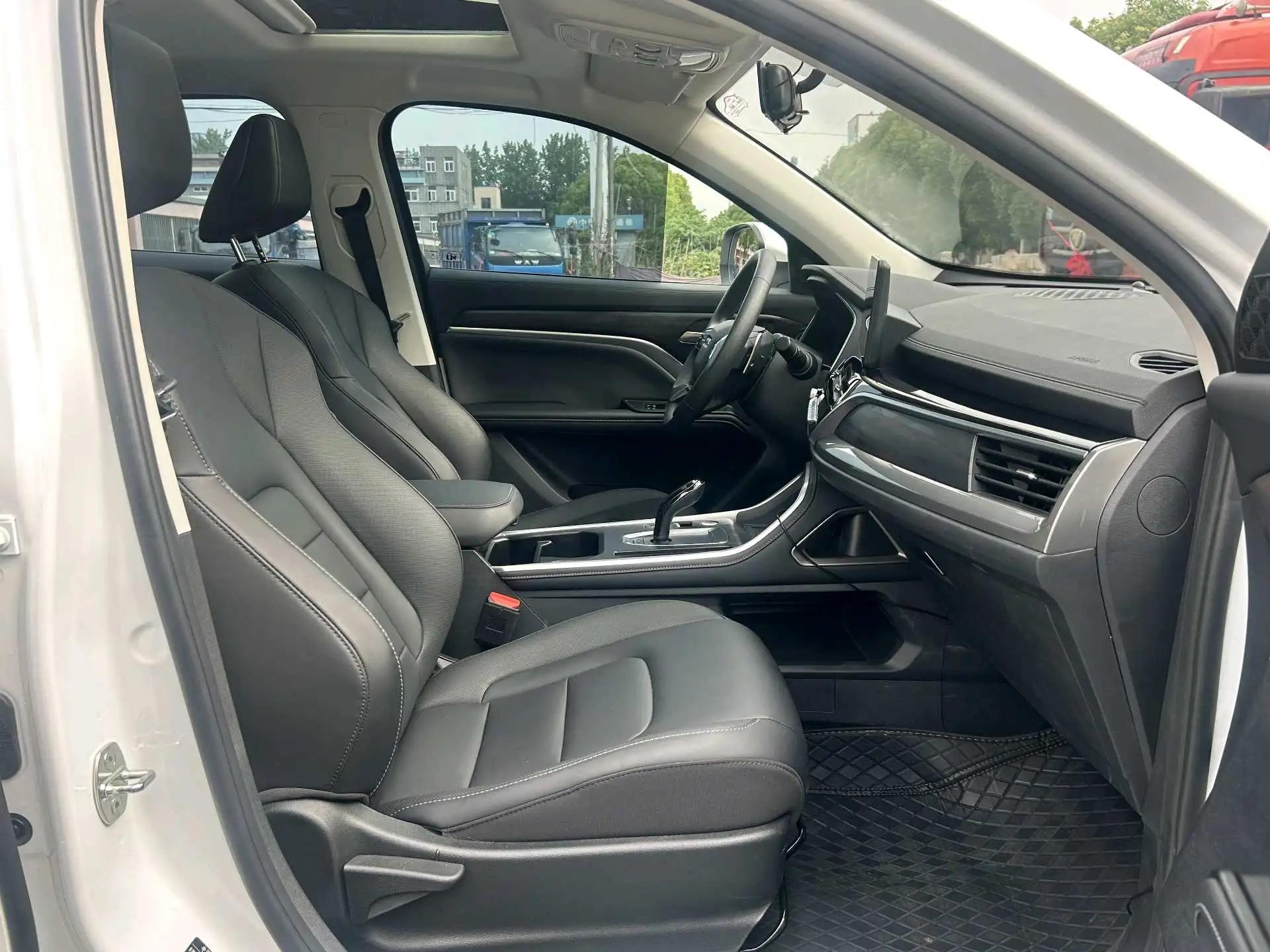 Haval 2025 H6 1.5T National Tide City Edition Automatic Gear 6