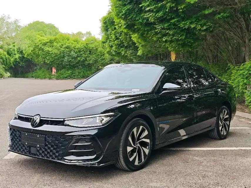 Volkswagen 2025 Passat Pro 2.0TSI 380TSI Star Dragon Edition Automatic Gear