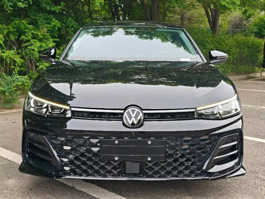 Volkswagen 2025 Passat Pro 2.0TSI 380TSI Star Dragon Edition Automatic Gear 2