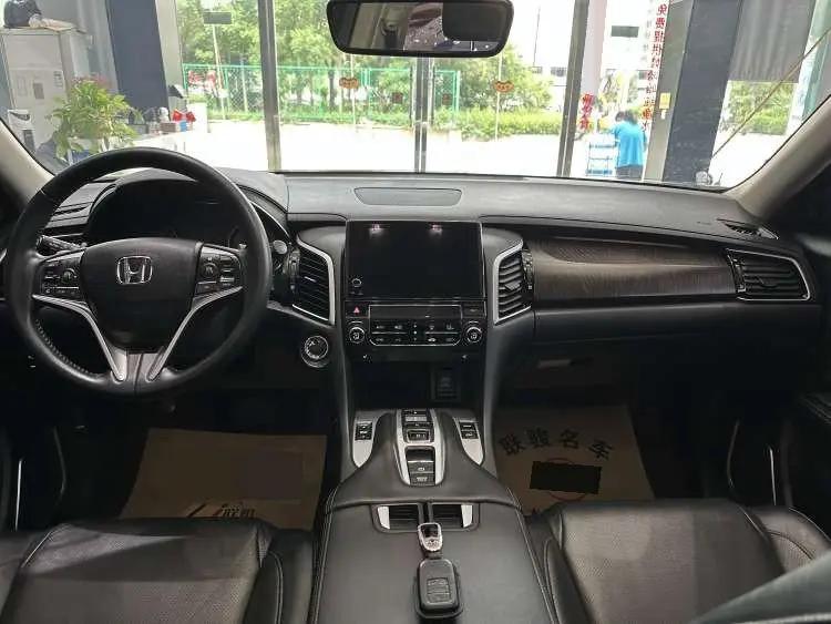 Crown Road 2020 370TURBO 4-wheel Drive Premium Edition 8