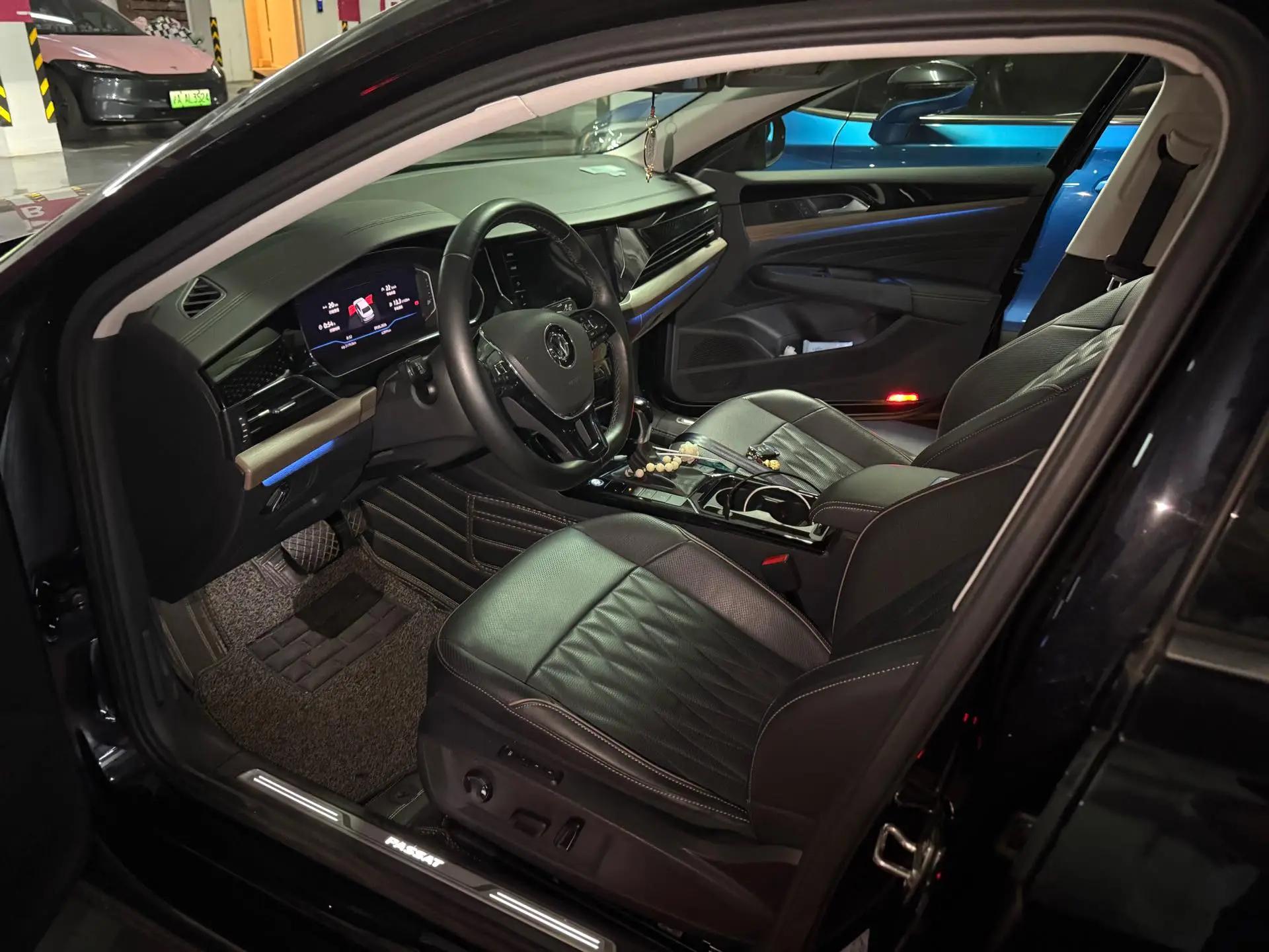 Passat 2020 380TSI Deluxe Edition National VI 4