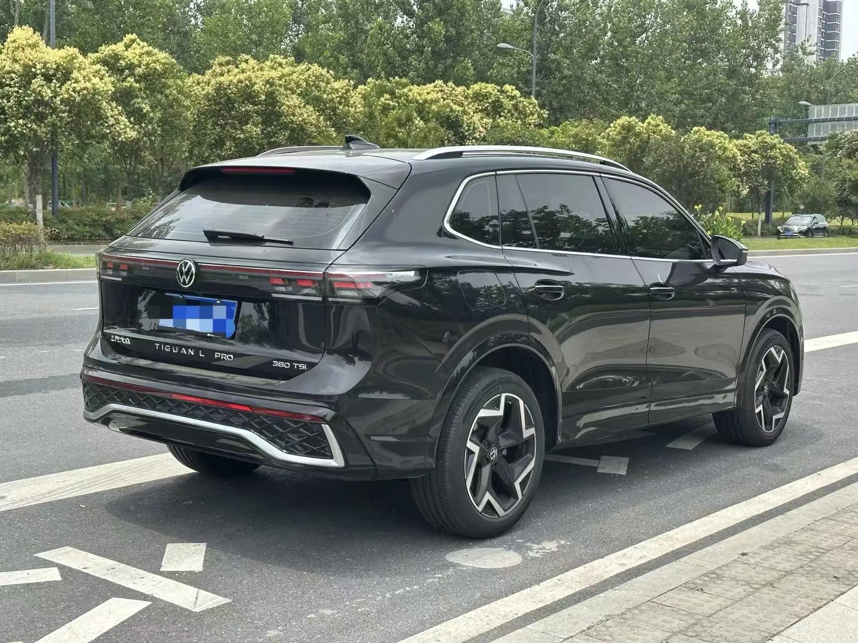 大众 2026款 途观L PRO 2.0TSI 380TSI 两驱R-Line领航版 自动挡 9