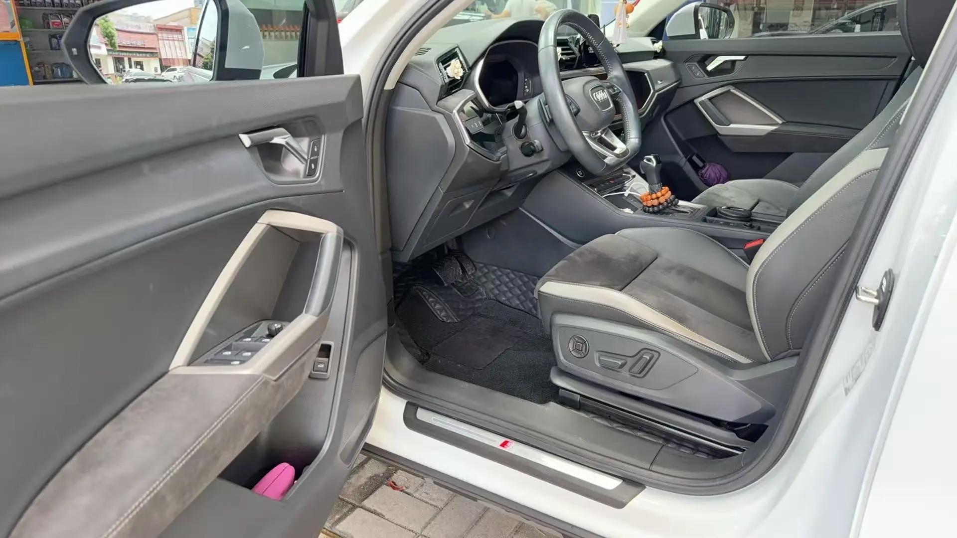 Audi Q3 2021 35 TFSI Fashion Dynamic 3