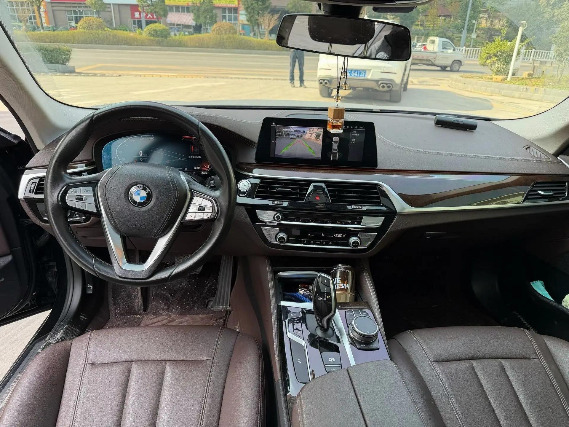 BMW 5 Series 2020 525Li Deluxe Suit 4